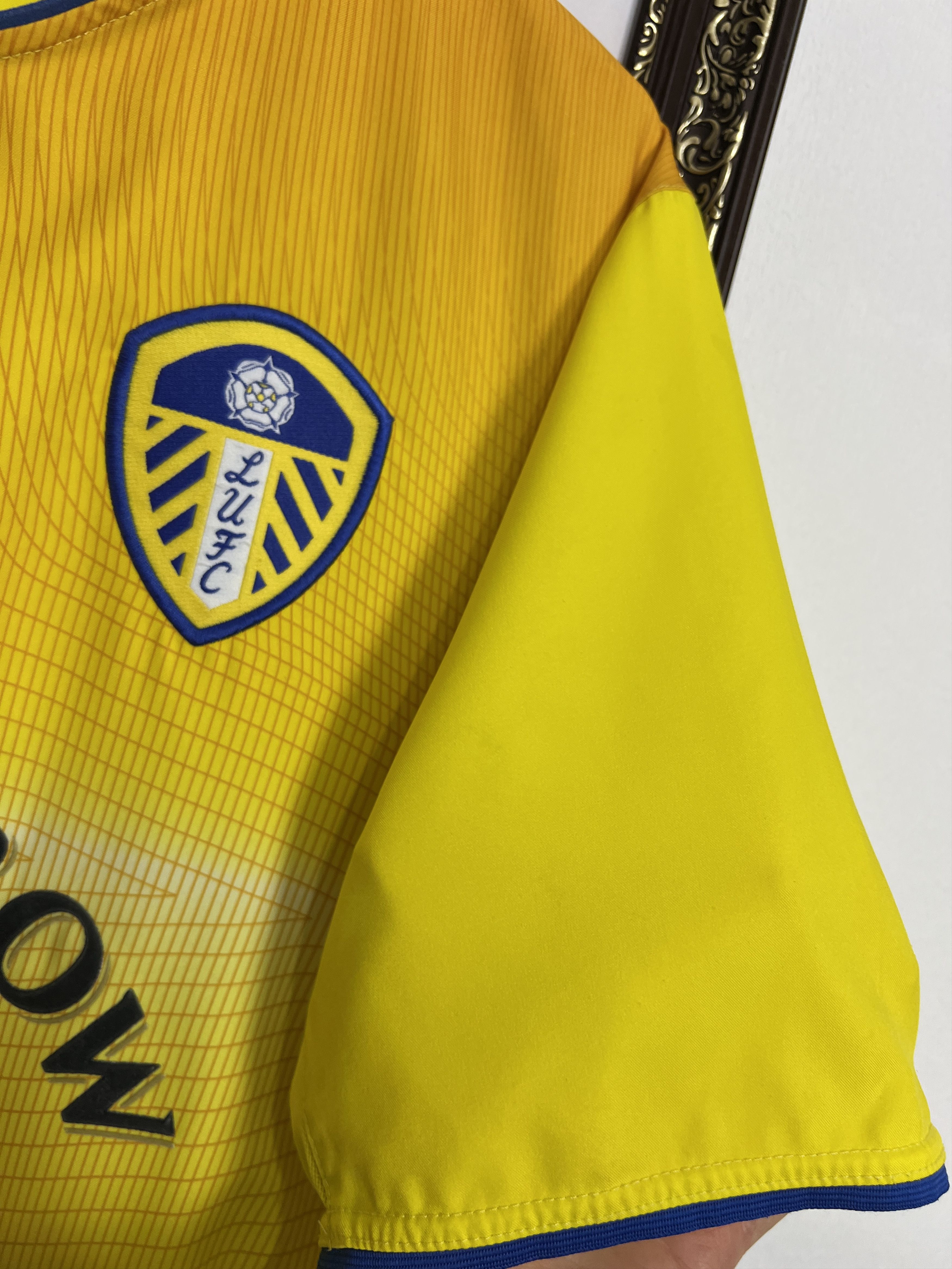 Nike Leeds United Away football shirt 2002 Soccer Jersey Trikot Size US L / EU 52-54 / 3 - 4 Thumbnail