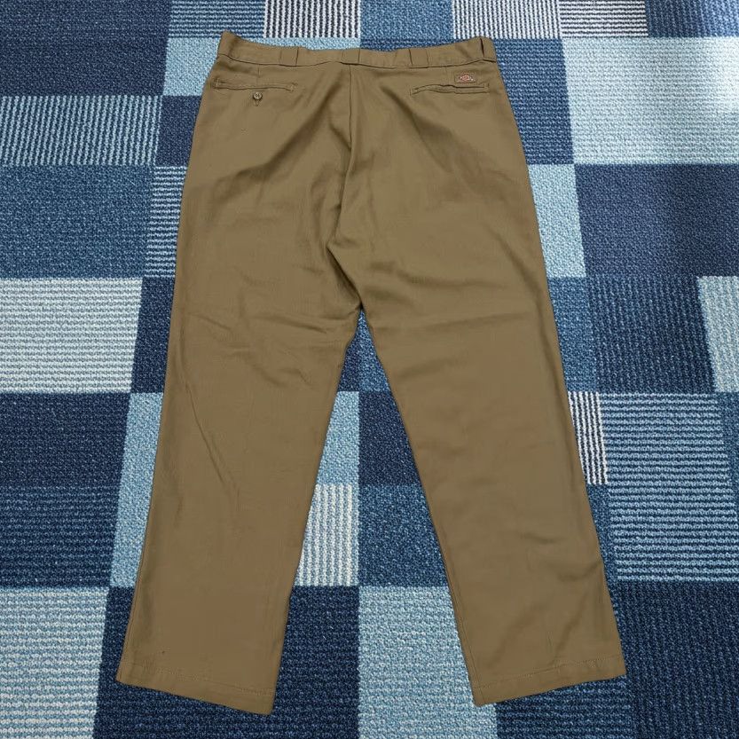 Dickies Dickies 874KH Original Fit Twill Work Pants Khaki Mens 42X32 Straight Sewn Pockets Zipper Hook & Eye Vintage No Size US 42 / EU 58 - 1 Thumbnail