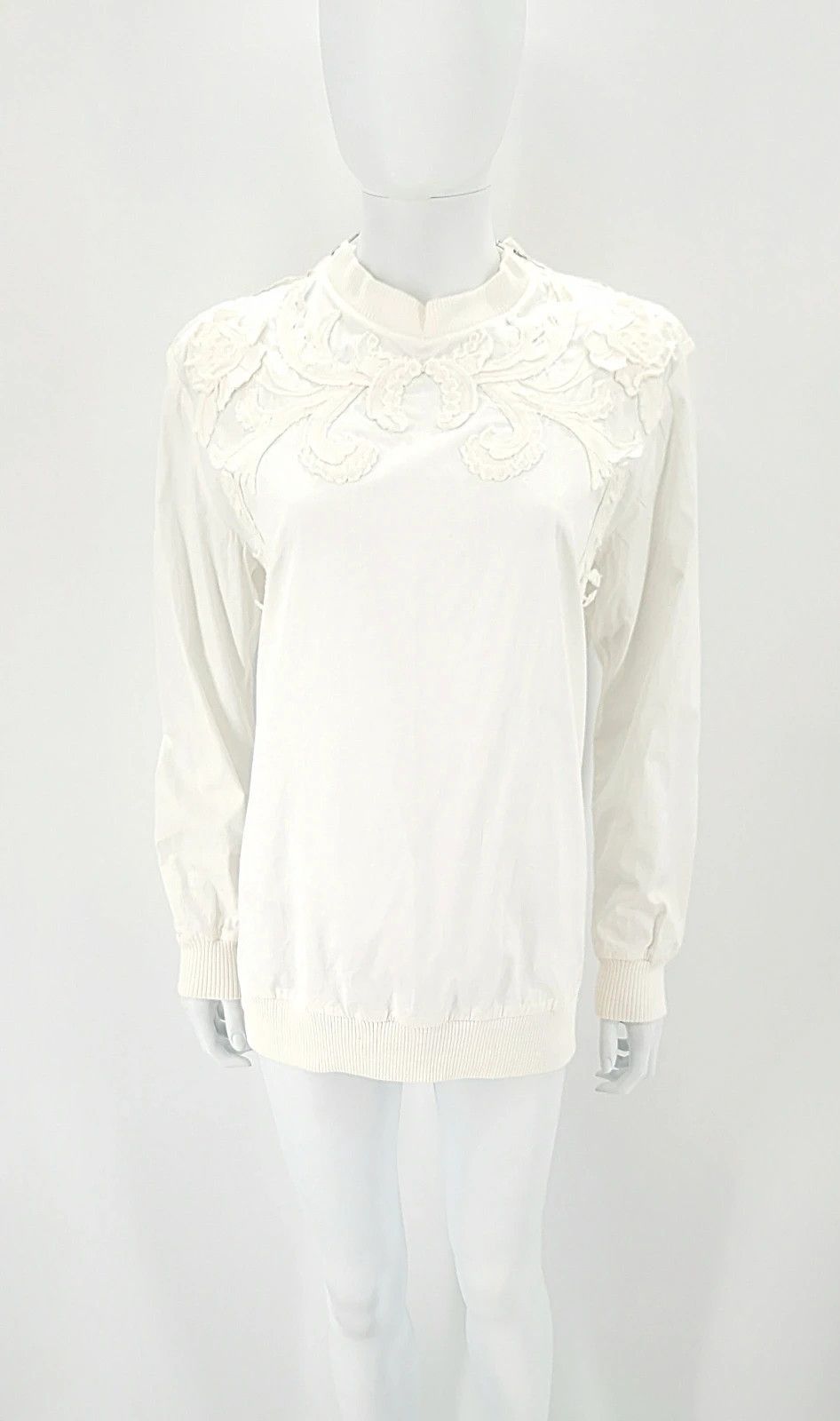 Givenchy Givenchy Sweatshirt Floral Embroidery Size S / US 4 / IT 40 - 1 Thumbnail