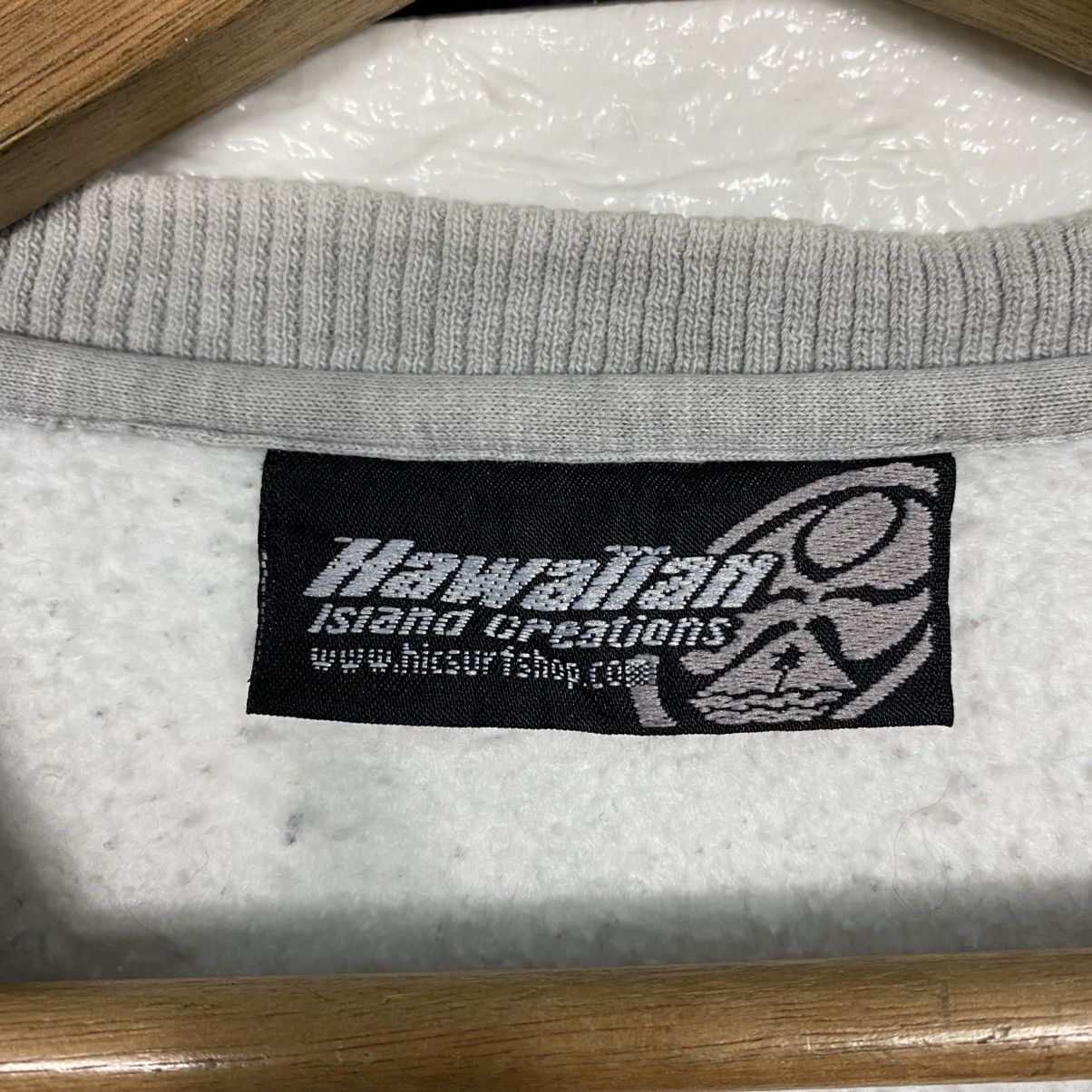 Japanese Brand 📌Vintage Sweatshirt Crewneck Hawaiian Big Logo Size US M / EU 48-50 / 2 - 14 Thumbnail
