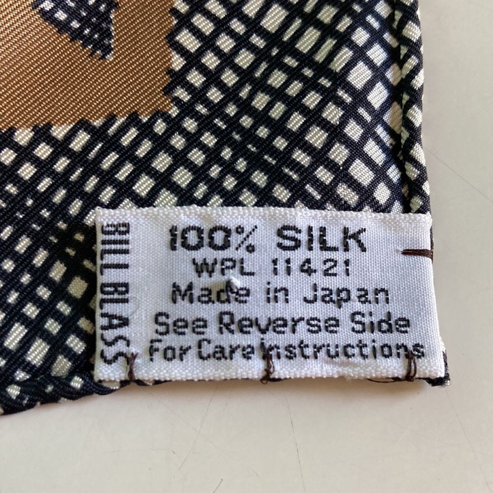Bill Blass Bill Blass Signature Vintage Silk Scart Size ONE SIZE - 4 Thumbnail