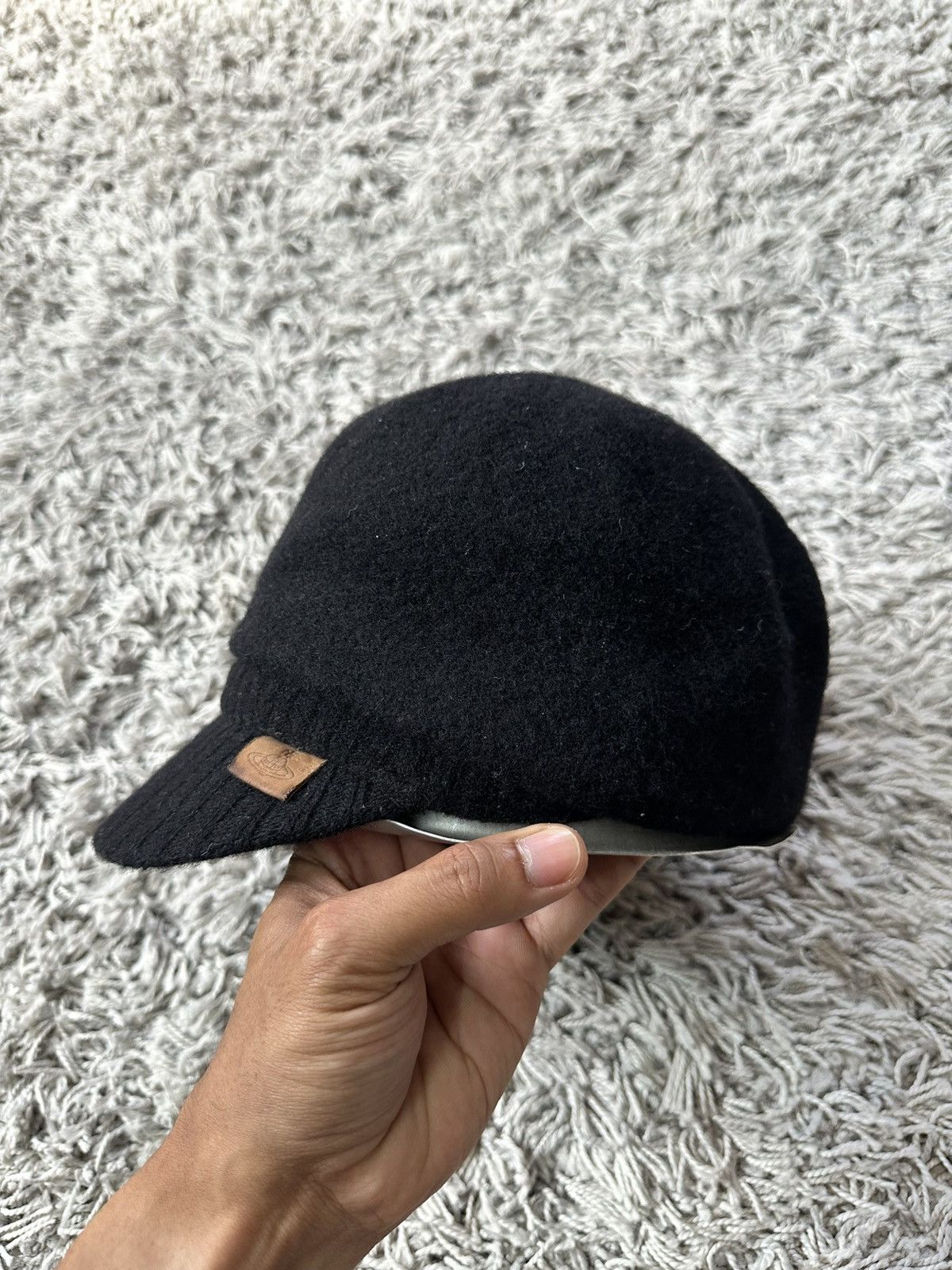 Vivienne Westwood Vivienne Westwood Hat Wool Size ONE SIZE - 1 Thumbnail