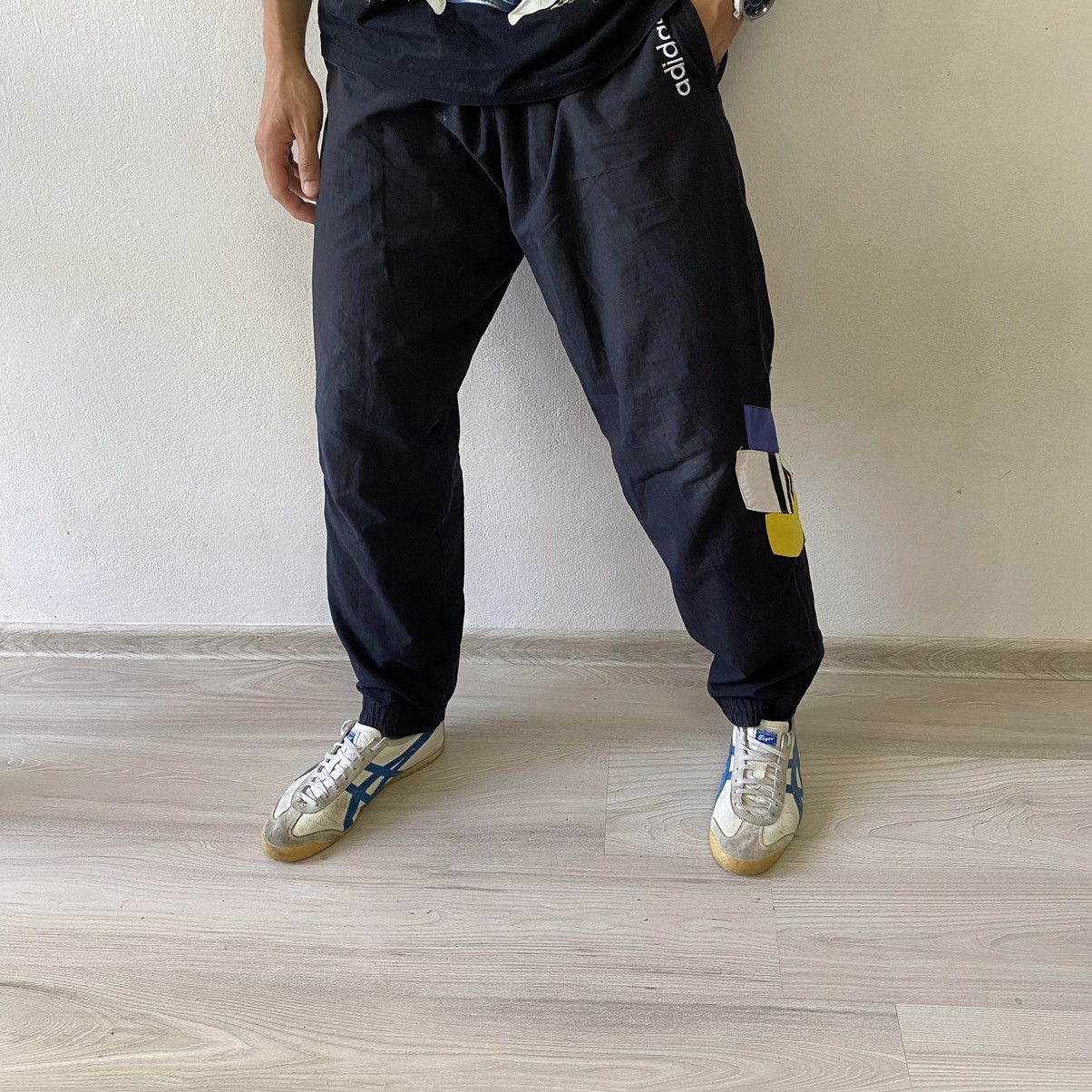 Adidas Vintage Adidas Track Pants Y2K Size US 32 / EU 48 - 3 Thumbnail