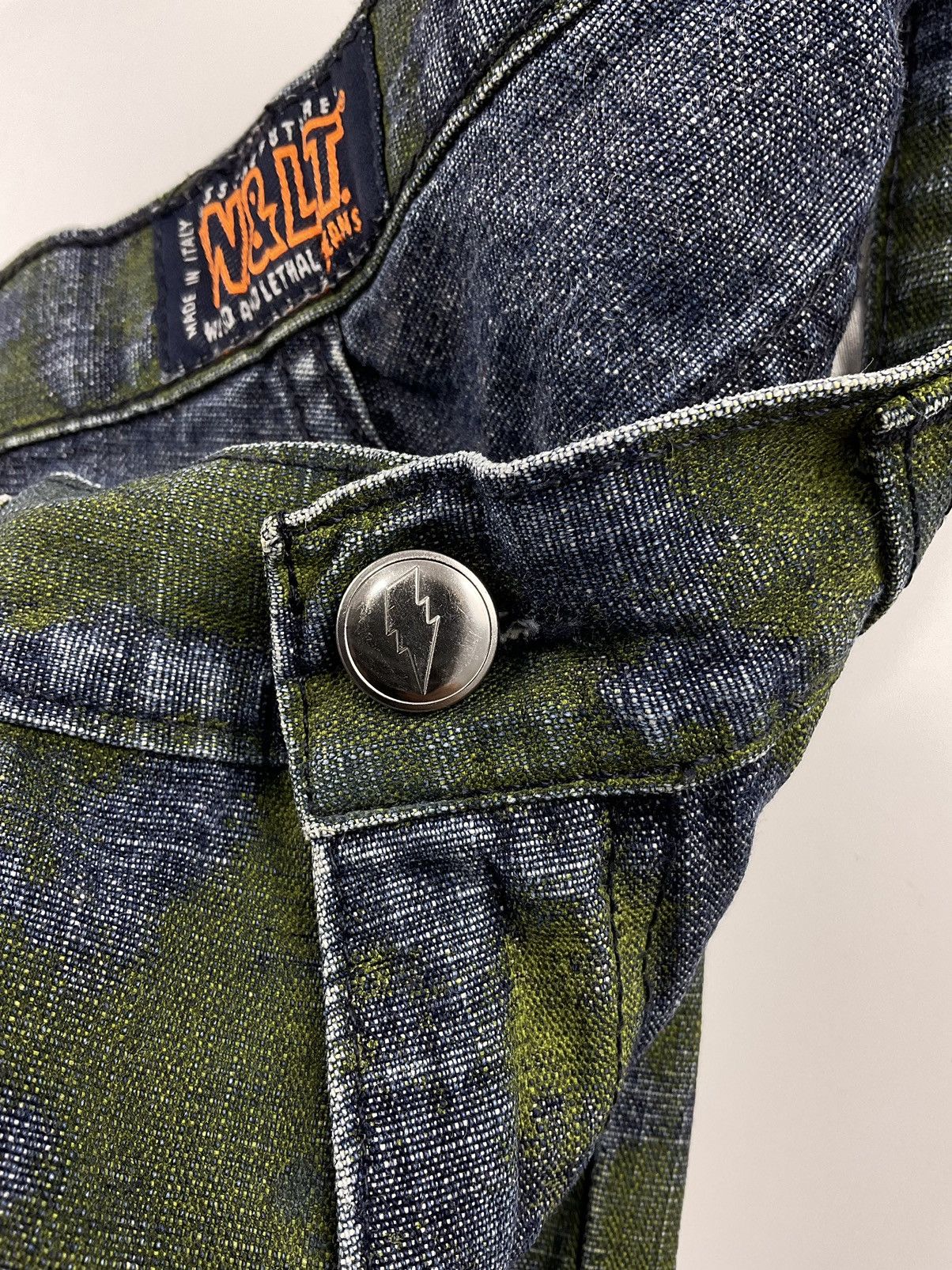 Walter Van Beirendonck Walter Van Beirendonck Hand Painted Moss Jeans Size US 28 / EU 44 - 13 Thumbnail