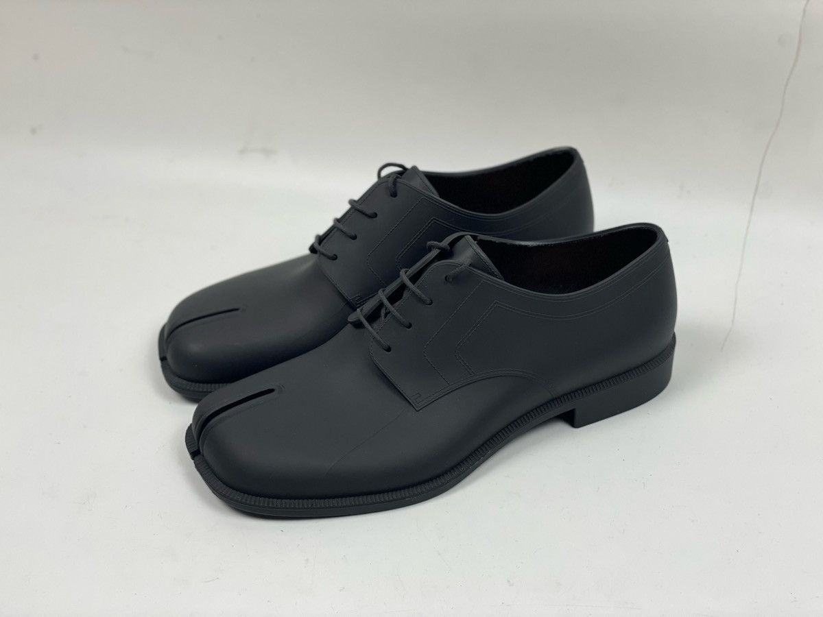 Maison Margiela Maison Margiela Rubber Tabi Derby Shoes Size US 8.5 / EU 41-42 - 8 Thumbnail