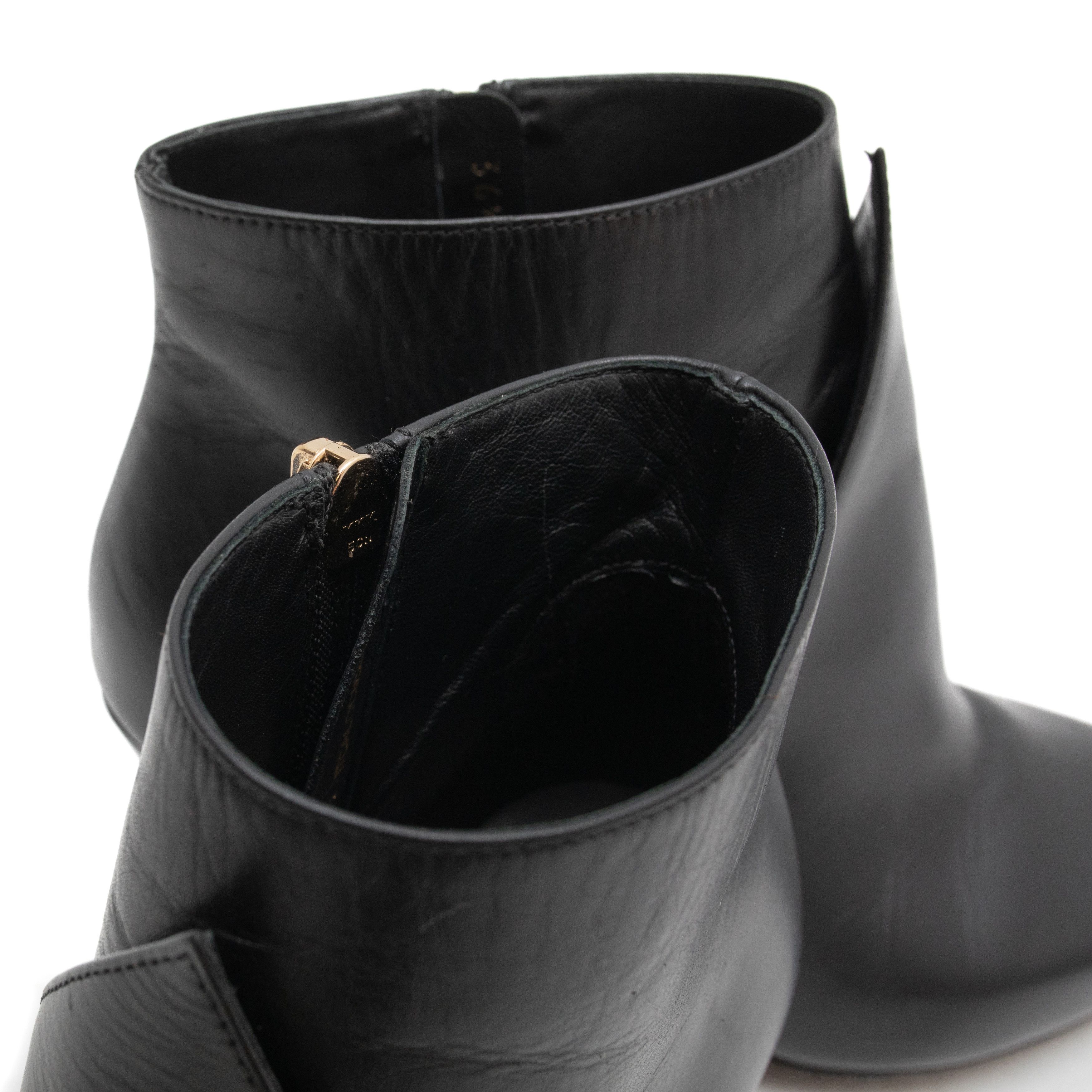 Burberry BURBERRY LONDON Ashlington Pointed Zip-Up Booties Size US 6.5 / IT 36.5 - 10 Thumbnail