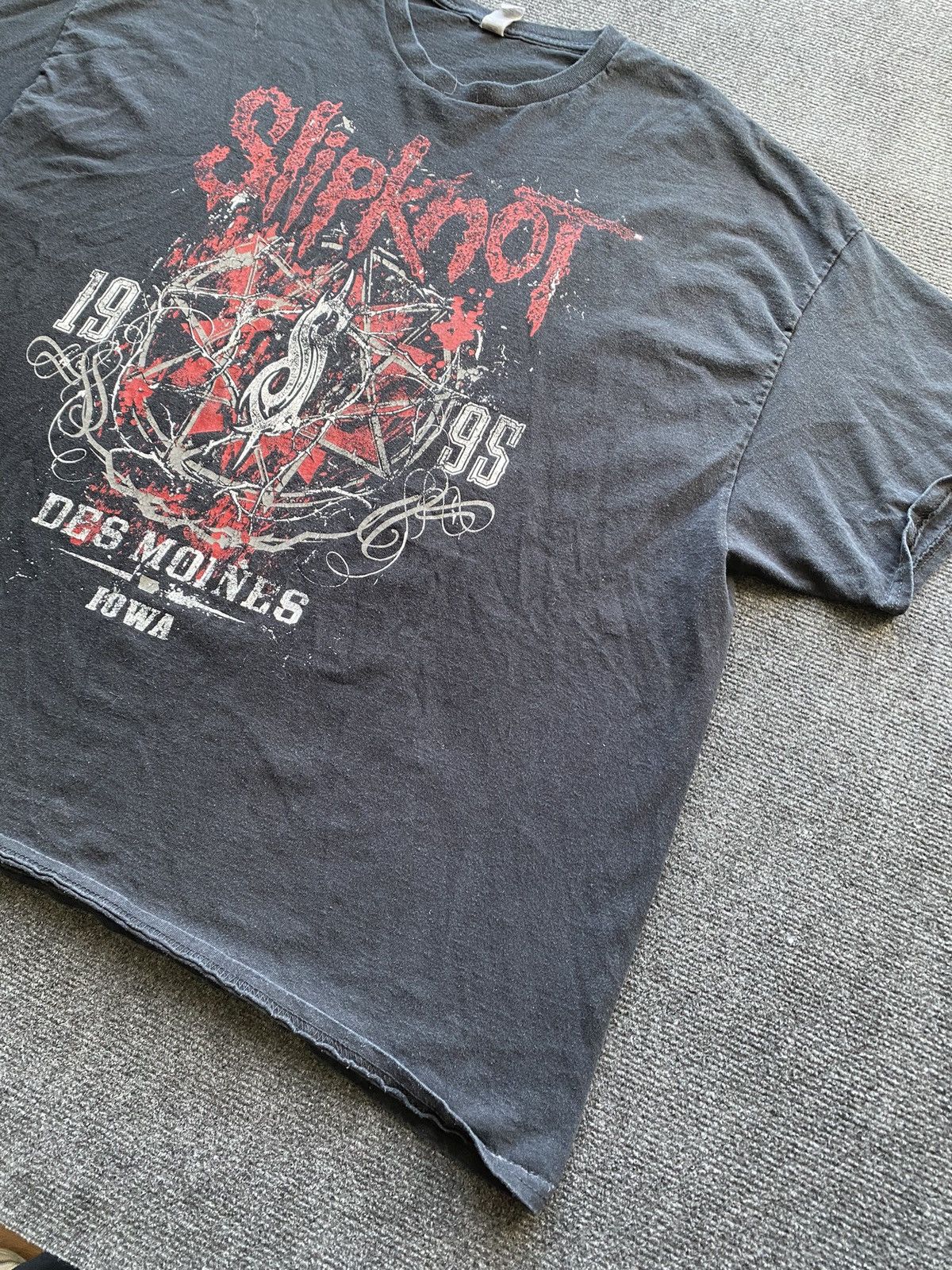 Band Tees 🔥00s Slipknot Band Tour Black 4xl Tee mens Des Moines Iowa Size US XXL / EU 58 / 5 - 16 Thumbnail