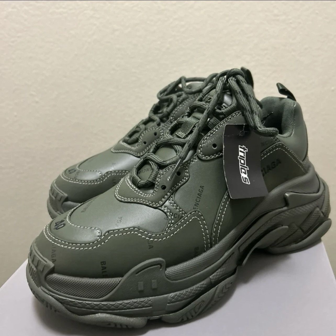 Balenciaga Balenciaga Triple S Sneakers Size US 7 / EU 40 - 2 Thumbnail