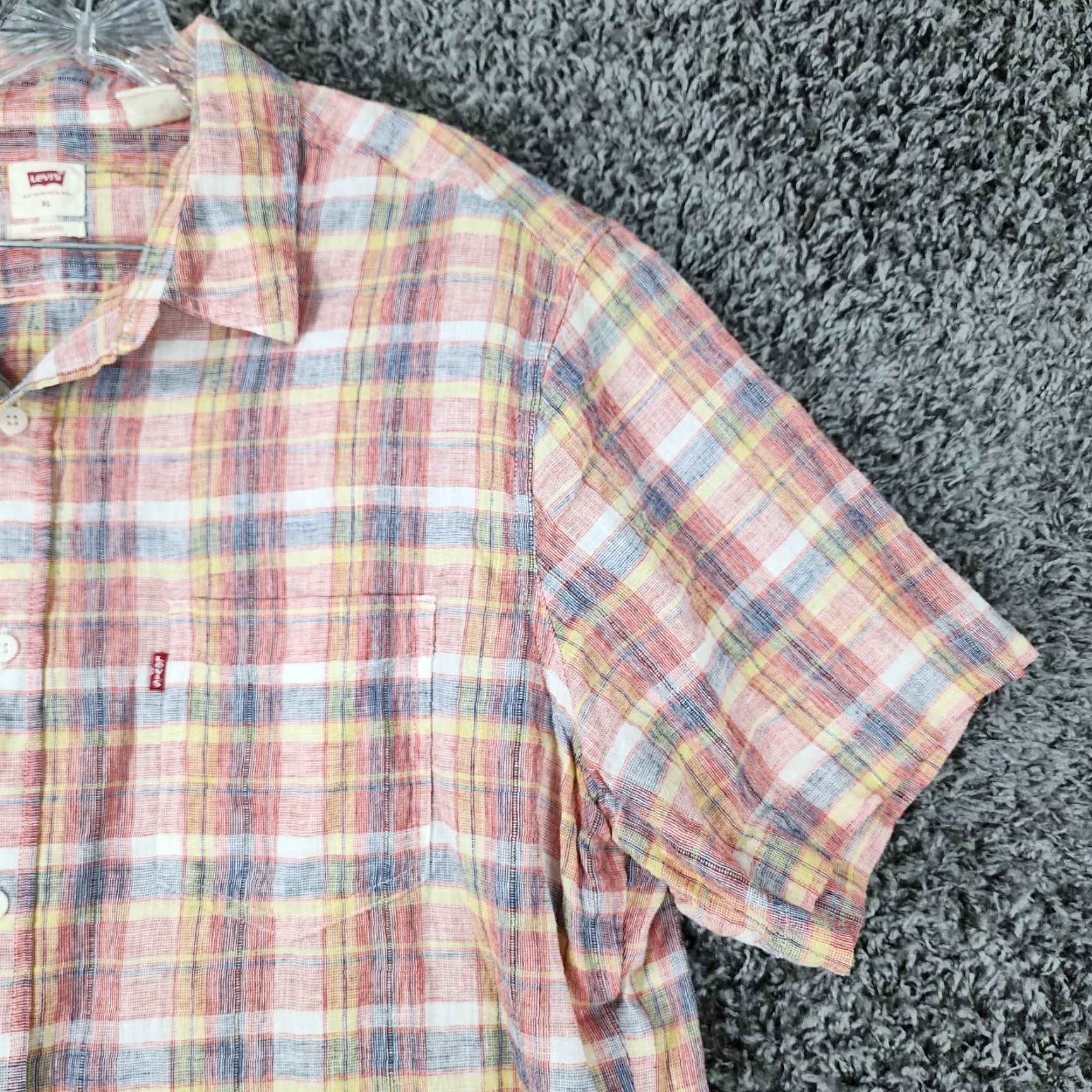 Levi's VINTAGE Levi's Shirt Men Short Sleeve Button-Up Plaid Red XL Adult Men Size XL Size US 36 / EU 52 - 4 Thumbnail