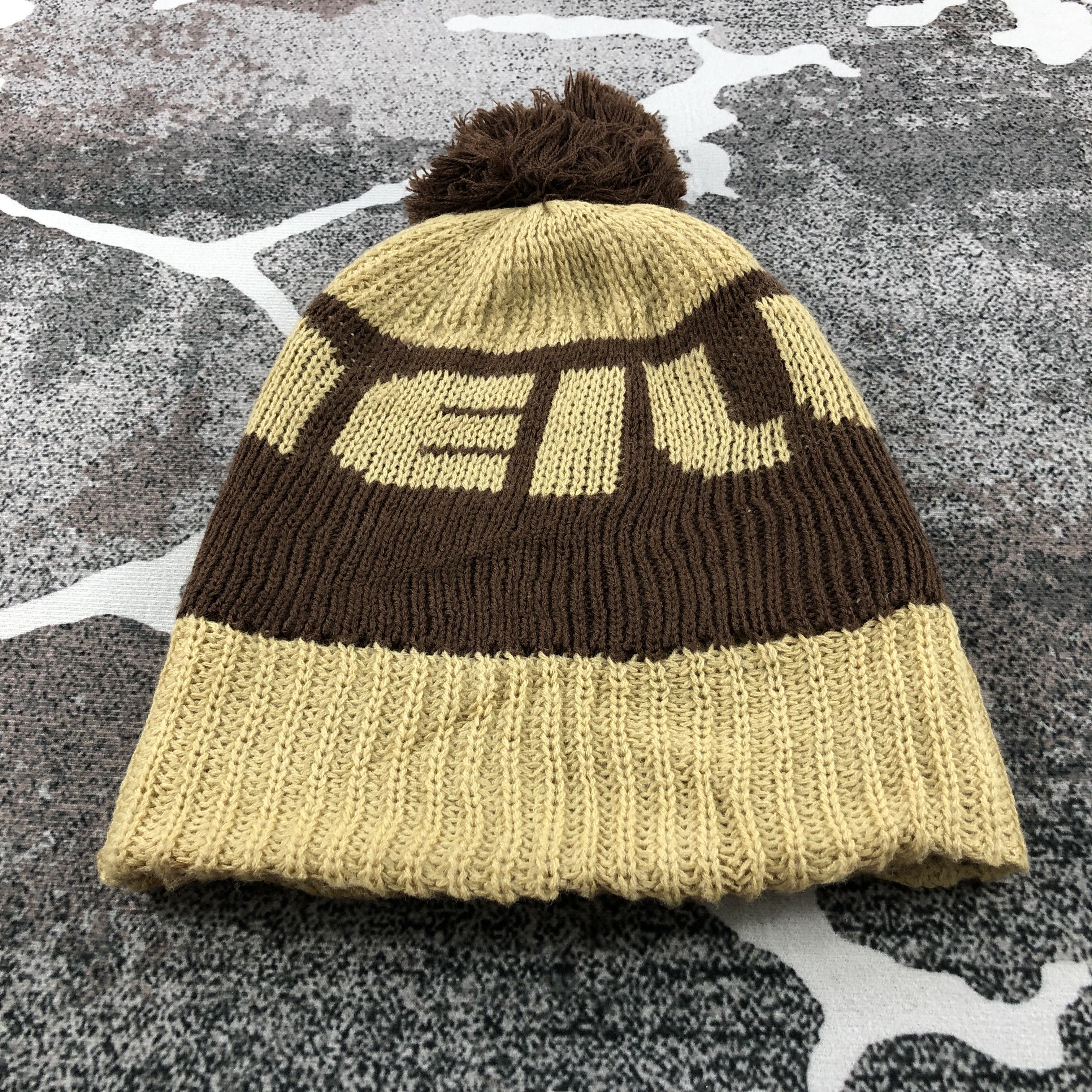 O'Neill O' Neill Bobble Beanie Snowcap Snow Hat B13 Size ONE SIZE - 1 Thumbnail