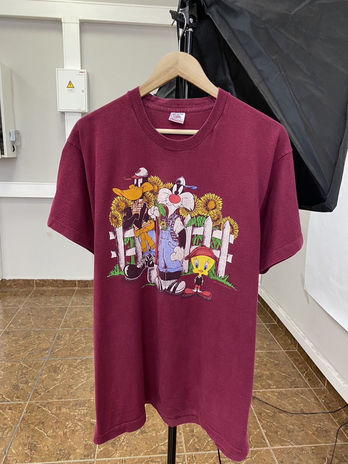 Fruit Of The Loom 🇺🇸 Vintage 1994 Warner Bros Looney Tunes T-Shirt Rare Retro Size US L / EU 52-54 / 3 - 1 Thumbnail
