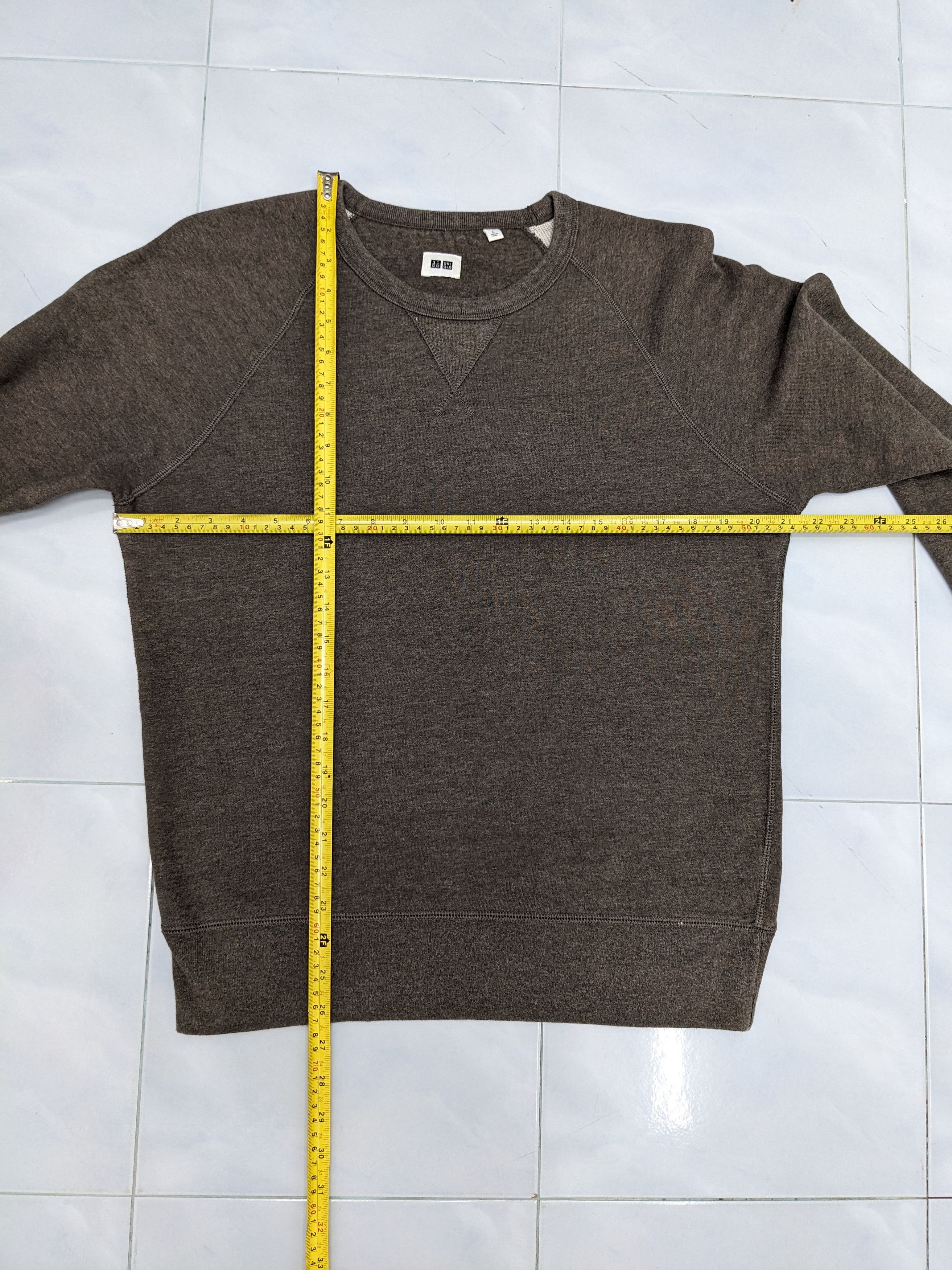 Japanese Brand Japanese Brand UNIQLO Sweatshirt Size US L / EU 52-54 / 3 - 6 Thumbnail