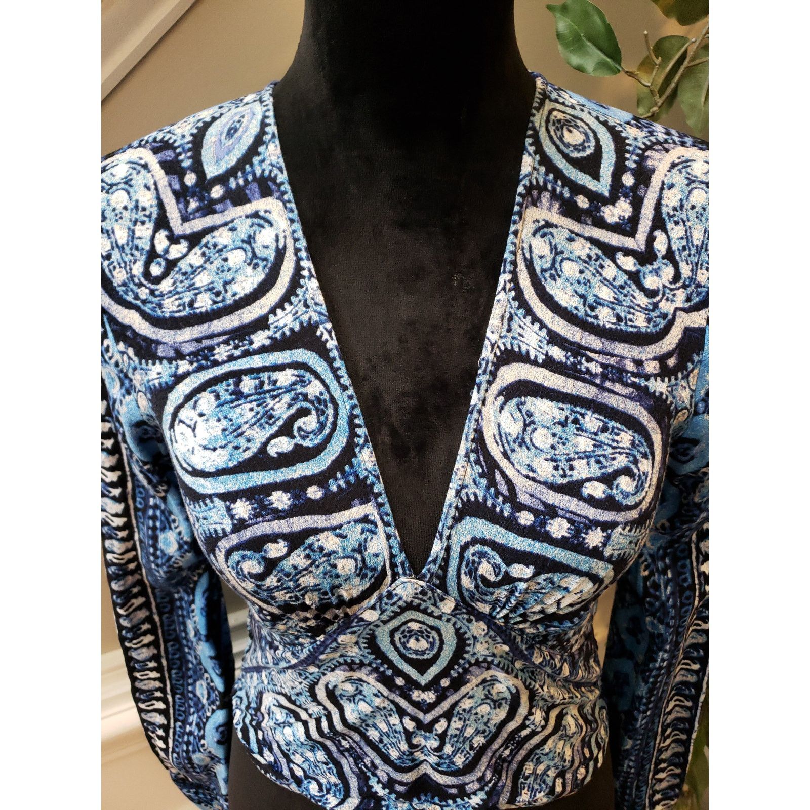 Free People Free People Blouse Women XS Blue Boho Paisley Long Sleeve Size XS / US 0-2 / IT 36-38 - 5 Thumbnail