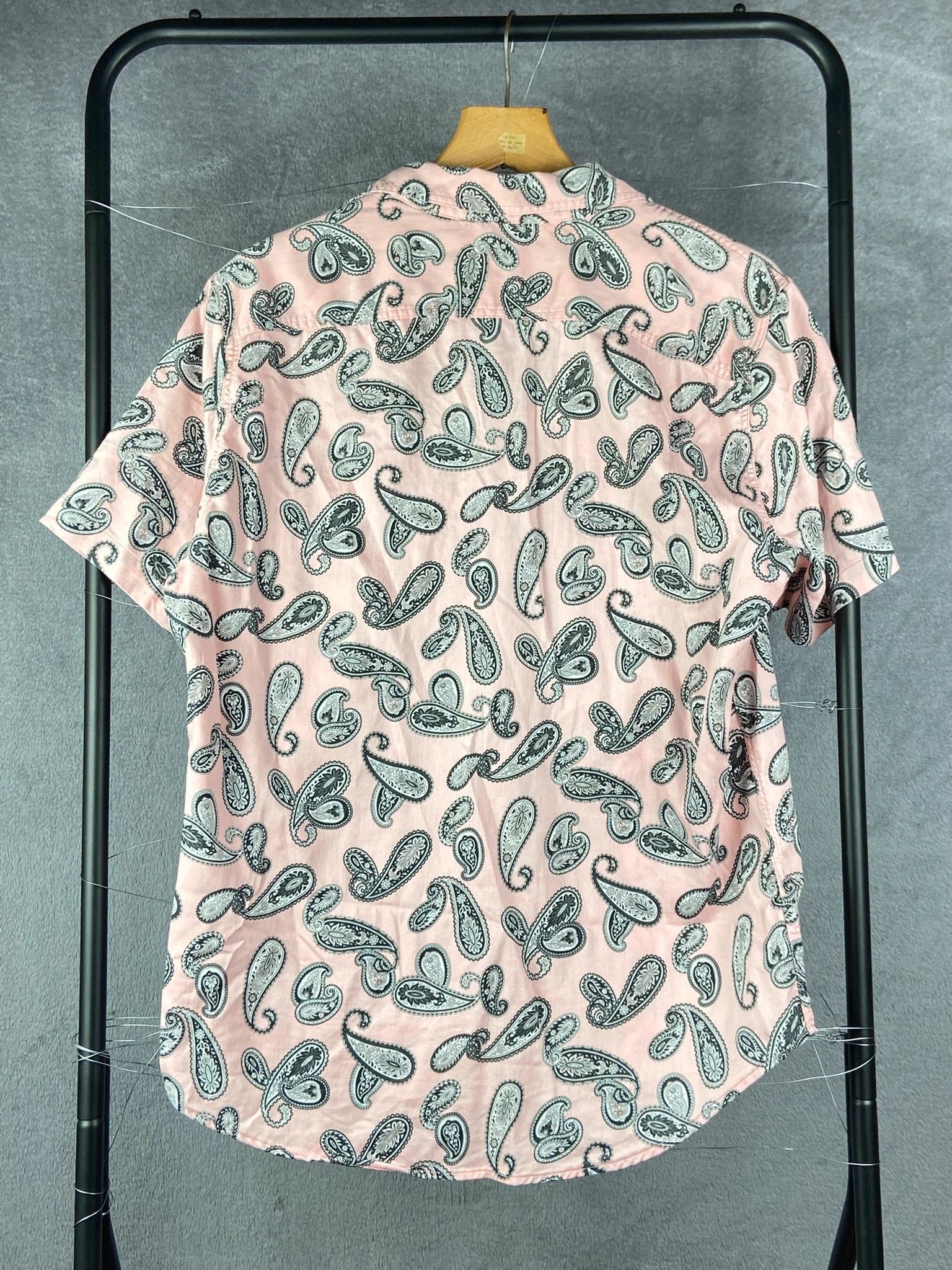 Levi's Levi’s shirt paisley print pink white vintage retro Size US M / EU 48-50 / 2 - 4 Thumbnail