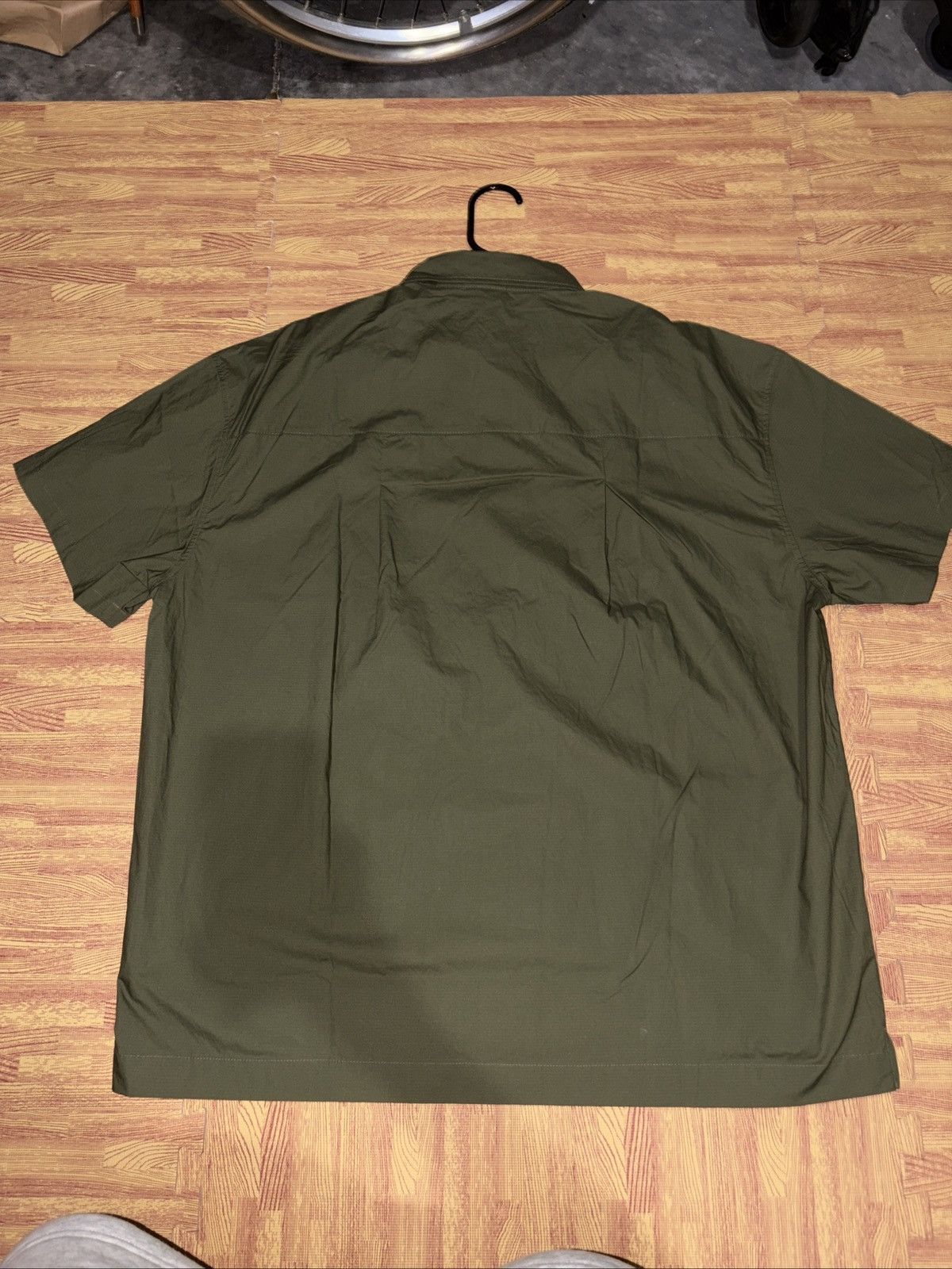Nike NWT Nike Club Men's Short-Sleeve Button-Down Shirt Medium Size US M / EU 48-50 / 2 - 3 Thumbnail