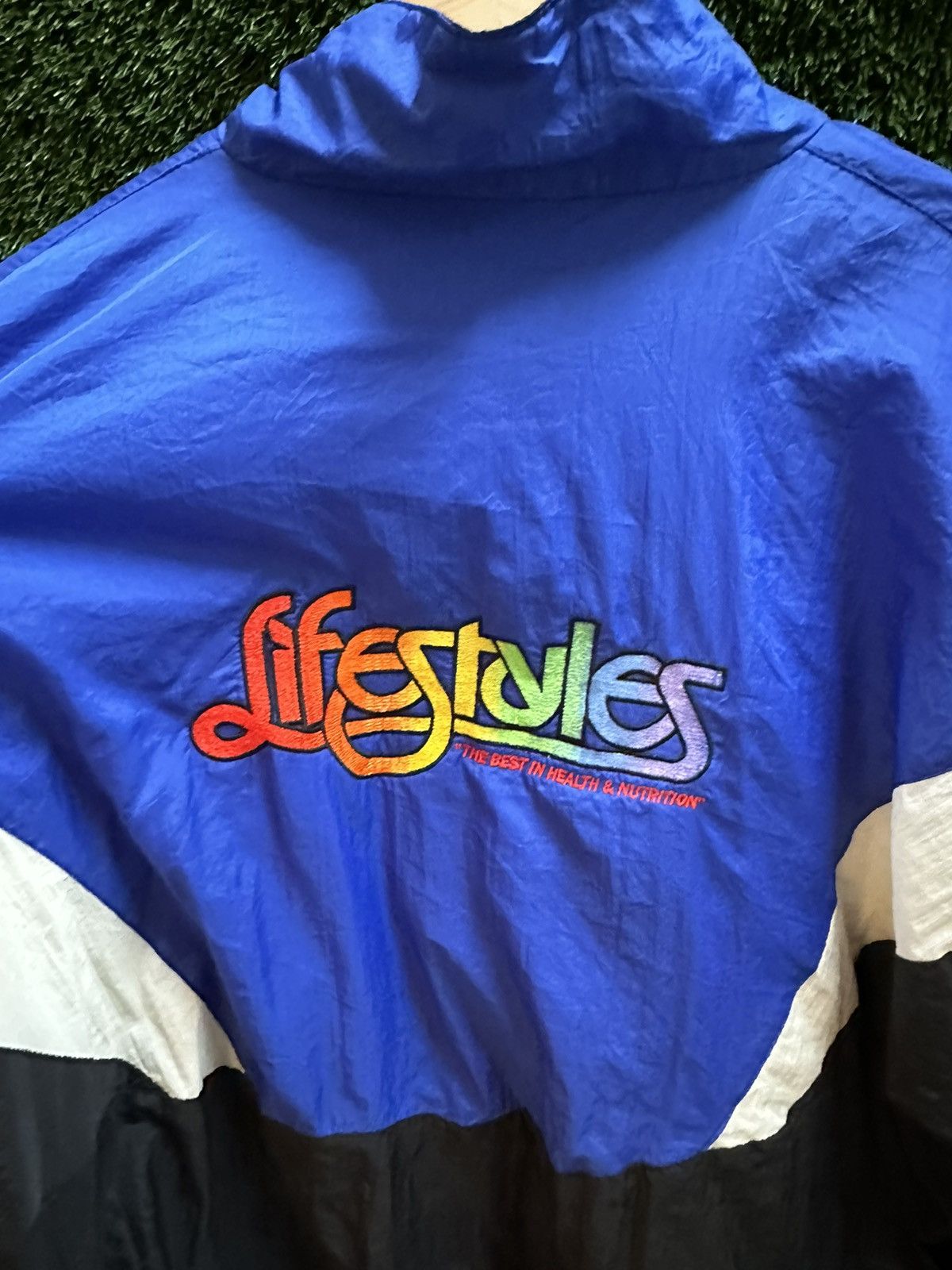 Vintage Vintage Lifestyles Zip-up Light Jacket Size XL Size US XL / EU 56 / 4 - 5 Thumbnail