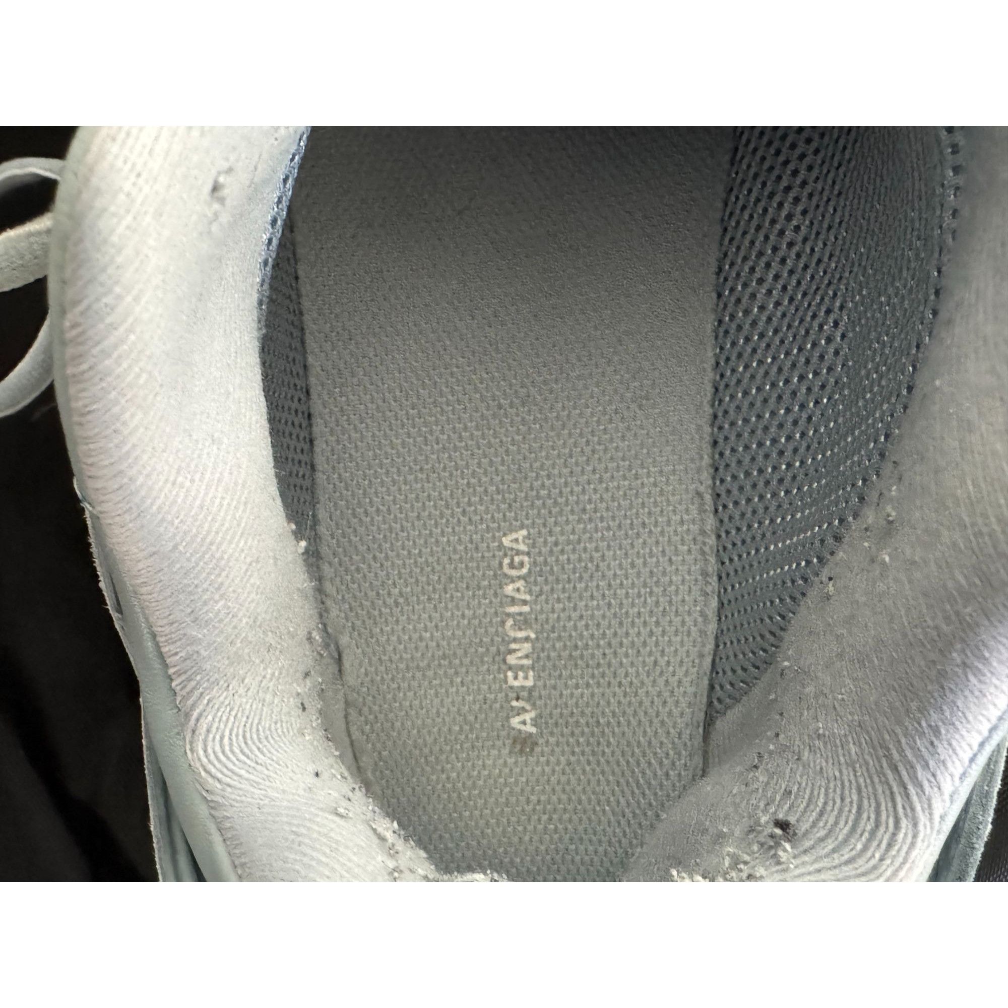 Balenciaga Balenciaga Track Sneakers Light Blue Size 7 Women’s Size US 7 / IT 37 - 8 Thumbnail