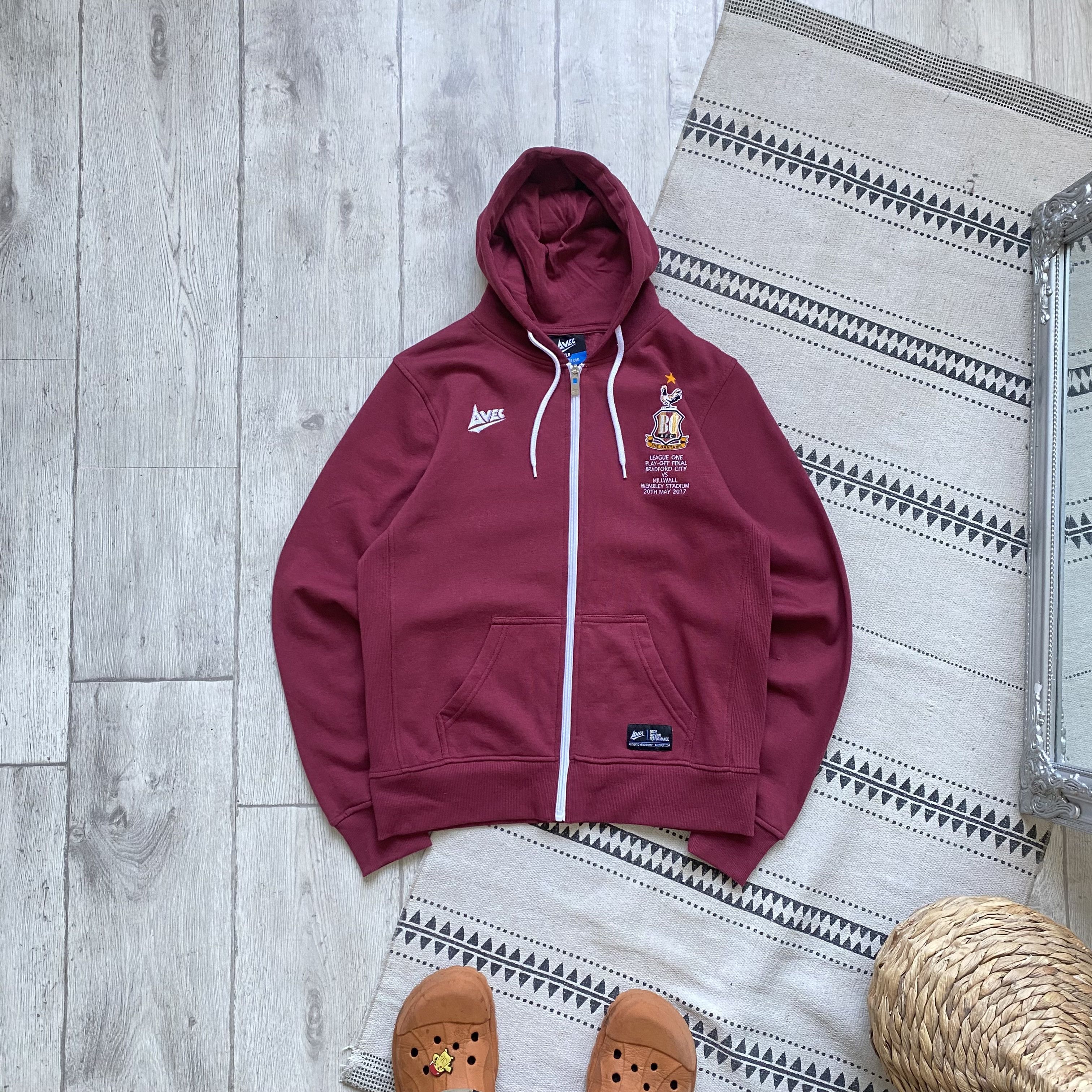 Umbro ⚽️ Blockore Bradford City hoodie Wembley 20th Nike Umbro Size US S / EU 44-46 / 1 - 1 Thumbnail