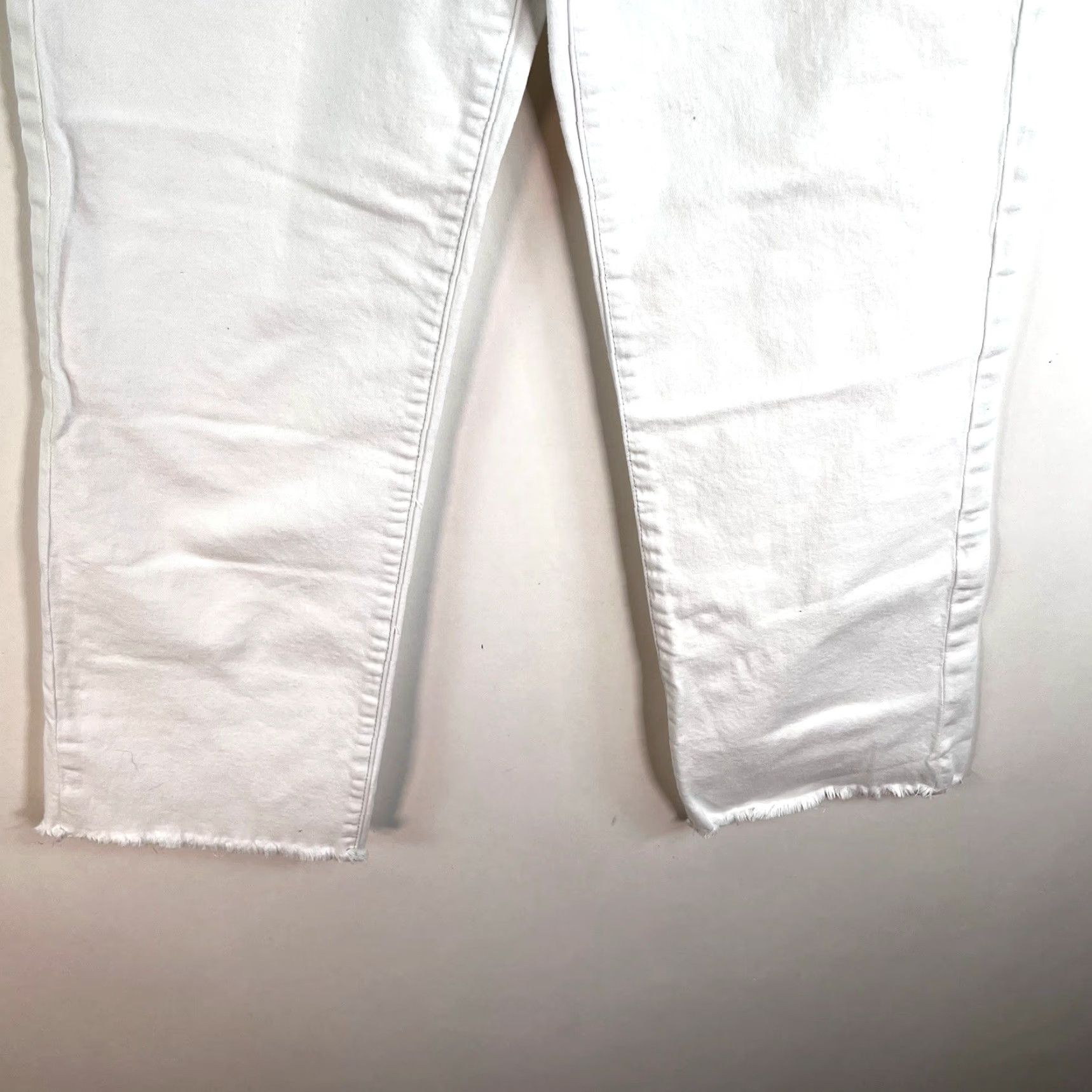 Vintage Joe's Jeans White High Rise Straight Jeans Womens Size 26 Cropped 27X25 Denim Cotton Spandex Regular Inseam 25in Pockets Zip Logo Size 26" / US 2 / IT 38 - 4 Thumbnail