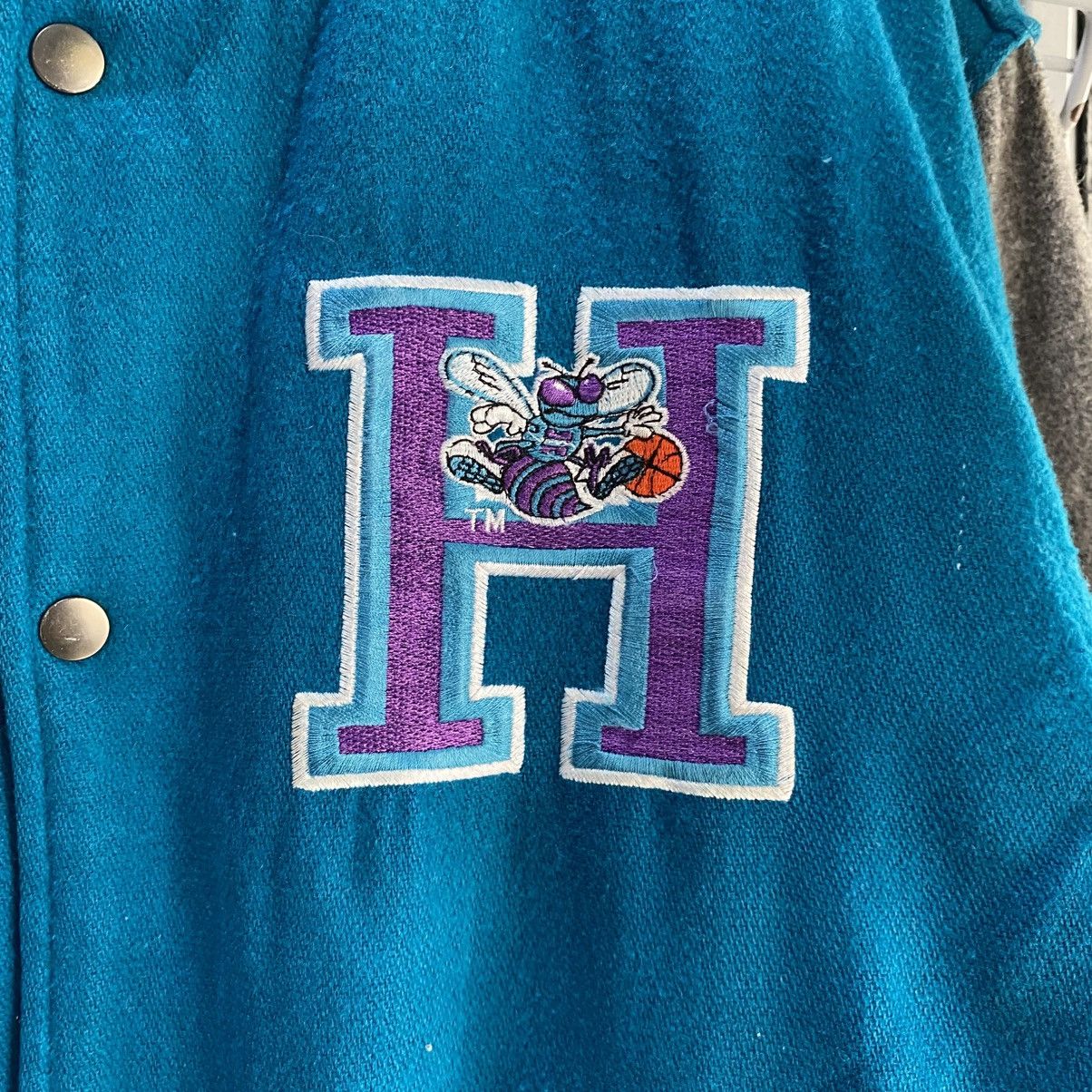 NBA × Vintage vintage charlotte hornets varsity jacket Size US M / EU 48-50 / 2 - 11 Thumbnail