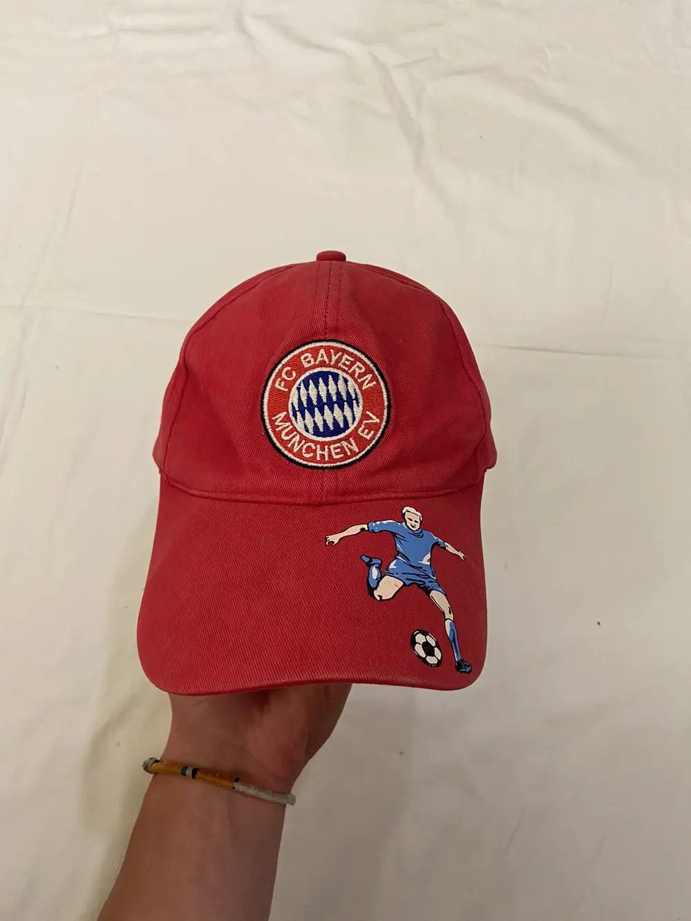 Vintage VINTAGE 90’S FC BAYERN MUNICH SOCCER FADED RED CAP HAT Y2K Size ONE SIZE - 8 Thumbnail