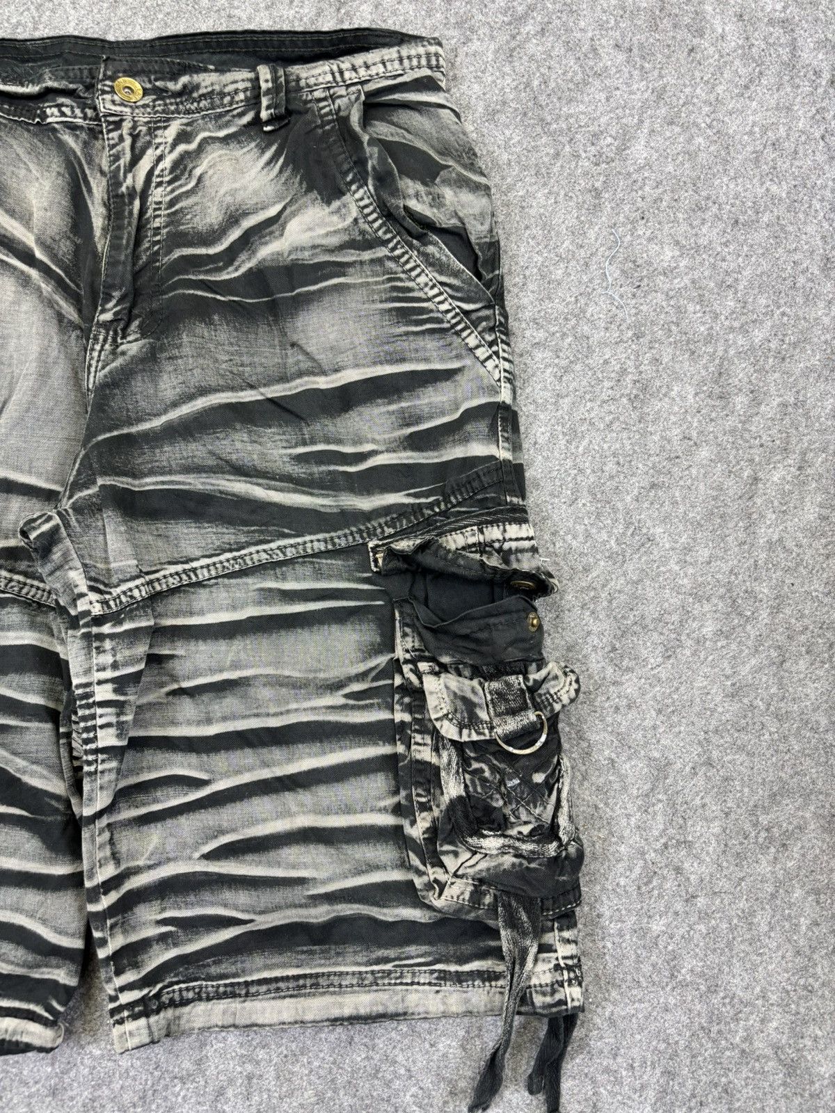Japanese Brand MYMSTORM Chaos Fades Short Cargo Pant K29 Size US 32 / EU 48 - 3 Thumbnail