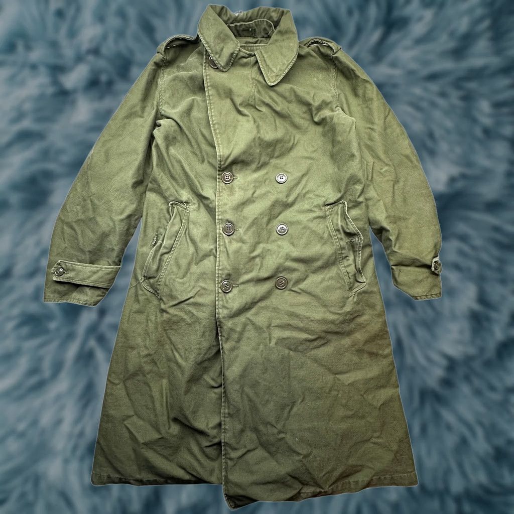Vintage VINTAGE US Army Trench Coat Mens Medium Green Cotton Sateen OG-107 Overcoat 60s Vietnam Era Size US M / EU 48-50 / 2 - 1 Thumbnail