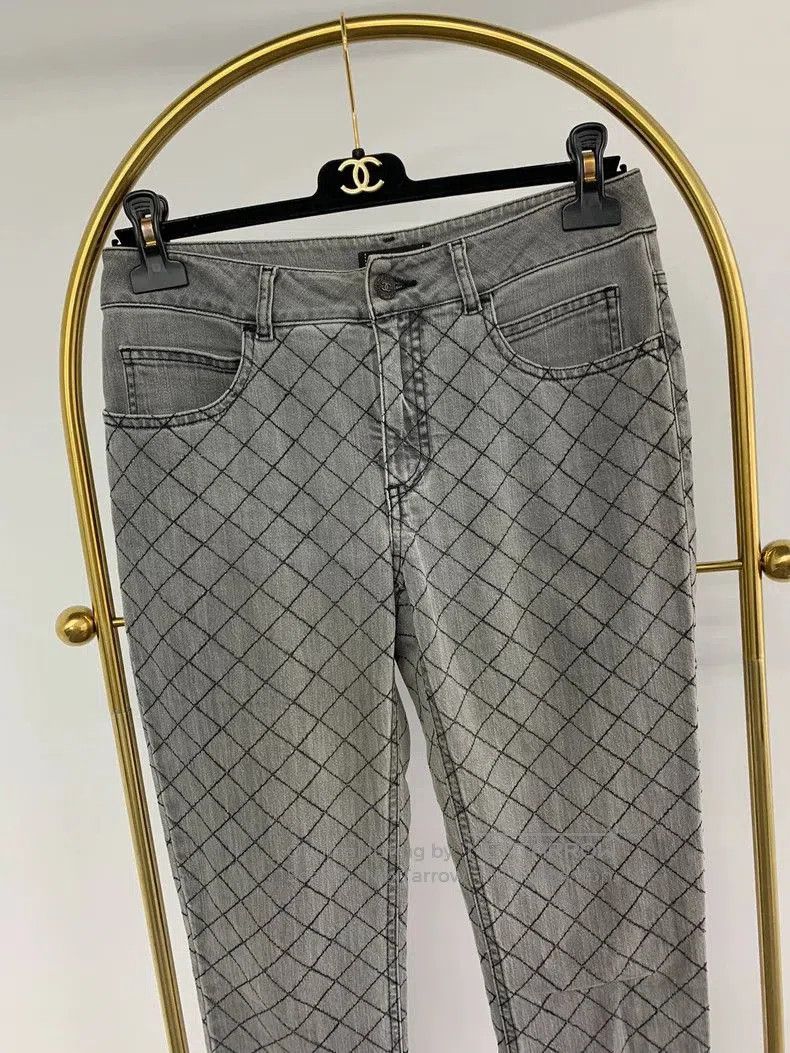 Chanel Chanel Light Gray Plaid Jeans . Size US 32 / EU 48 - 2 Thumbnail