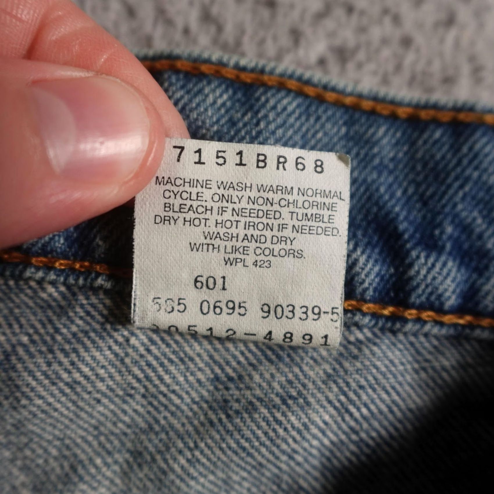 Levi's VINTAGE Levi's 512 Jeans Men 32x34 Blue Slim Fit Tapered Leg Denim Made USA 90s Size US 32 / EU 48 - 5 Thumbnail