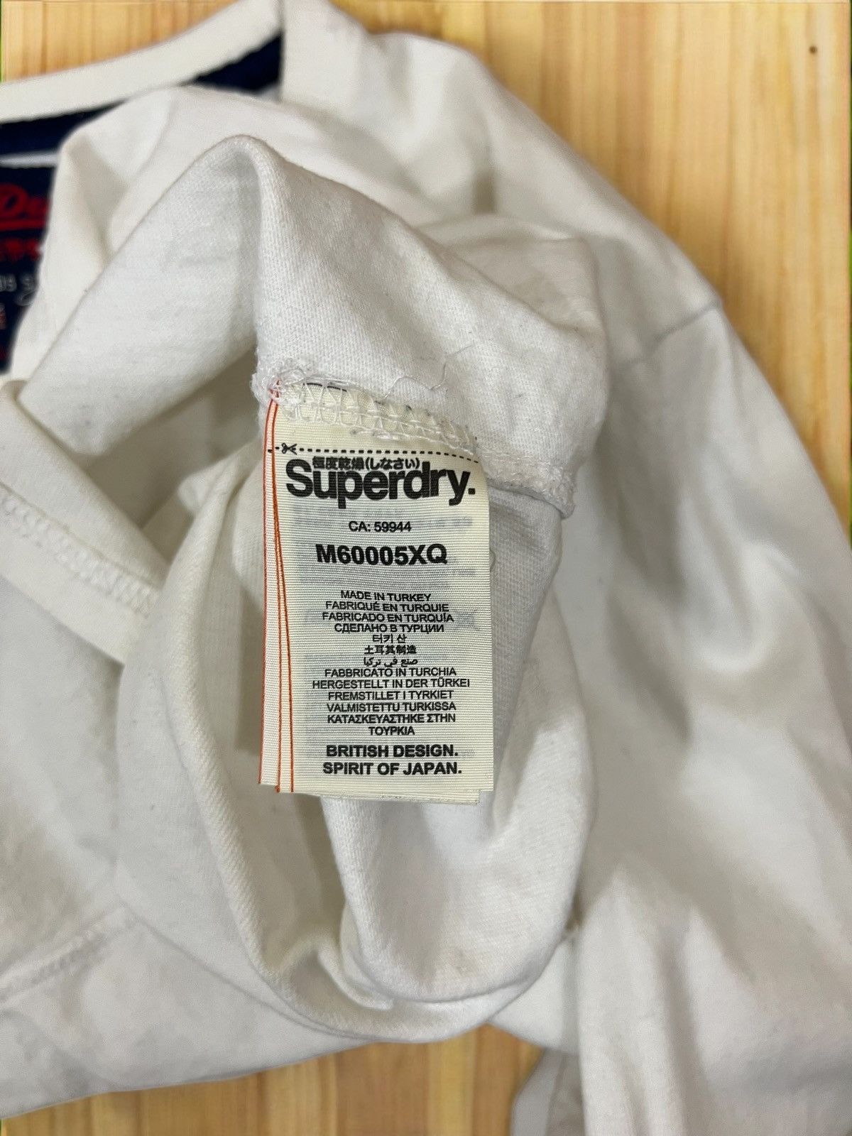 Superdry Superdry white longsleeve t-shirt size M Size US M / EU 48-50 / 2 - 6 Thumbnail