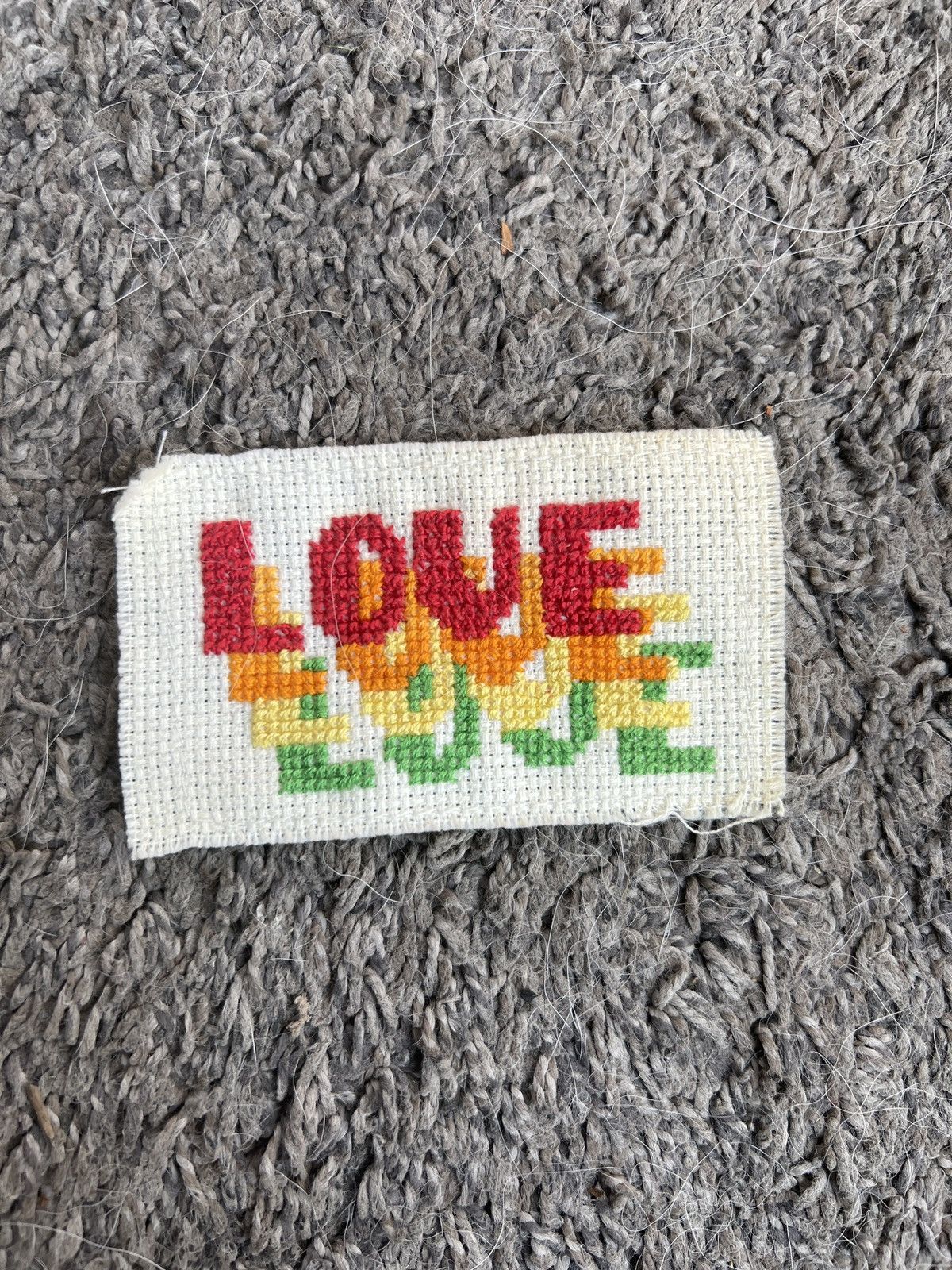 Hypebeast Love Needlepoint Cross-Stitch Art Size ONE SIZE - 1 Thumbnail