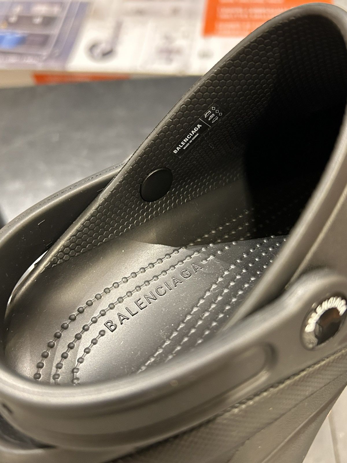 Balenciaga Balenciaga Crocs w/Jibbets Size US 10 / EU 43 - 8 Thumbnail