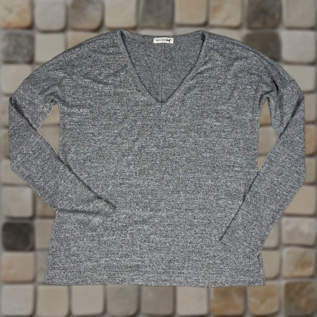 Rag & Bone Women's Rag & Bone/Jean Sweater Sz XS Long Sleeve V-Neck Size XS / US 0-2 / IT 36-38 - 1 Thumbnail