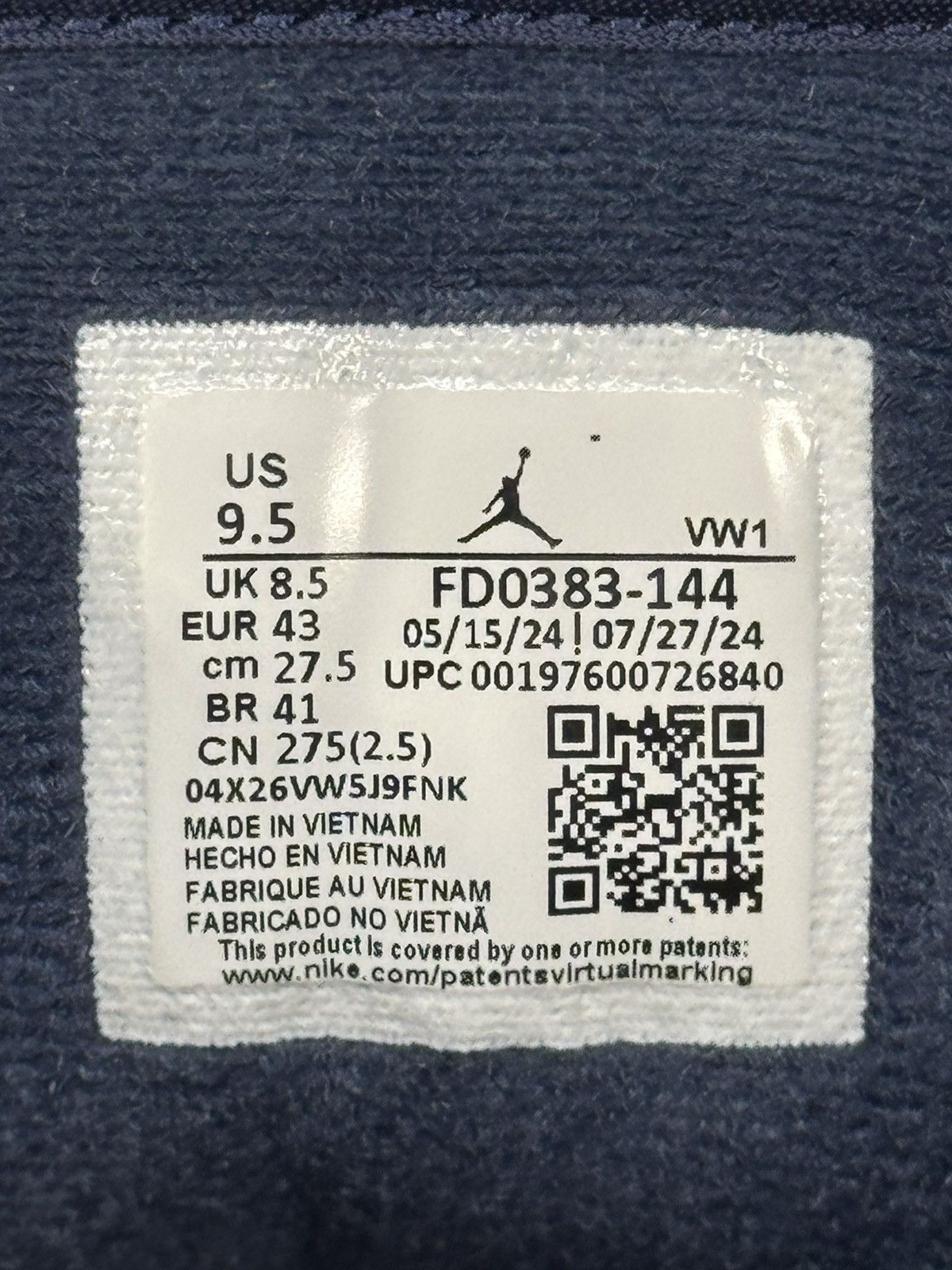 Jordan Brand Air Jordan Retro 2/3 UNC Universal Blue/White Size US 9.5 / EU 42-43 - 6 Thumbnail