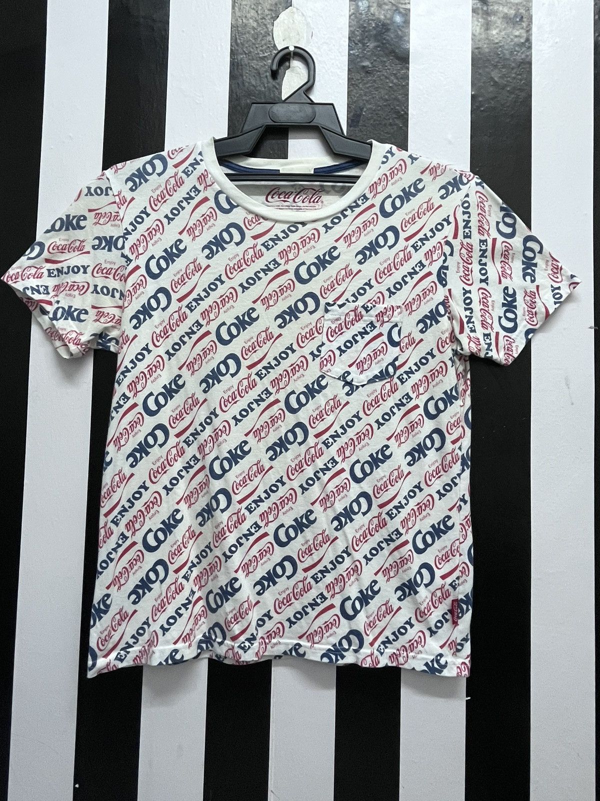 Coca Cola Coca Cola Shirt Mens Small Refreshing Lightweight Coke Men Size US S / EU 44-46 / 1 - 1 Thumbnail