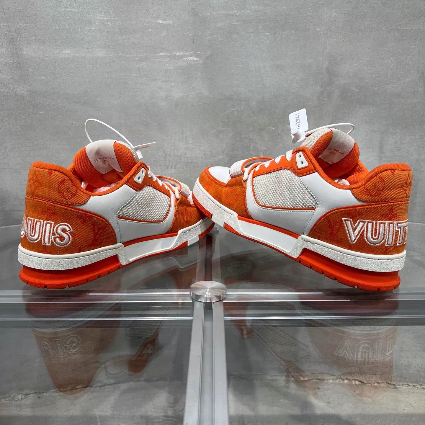 Louis Vuitton LV Trainer White Orange UK8.5/42.5 Size US 9.5 / EU 42-43 - 5 Thumbnail