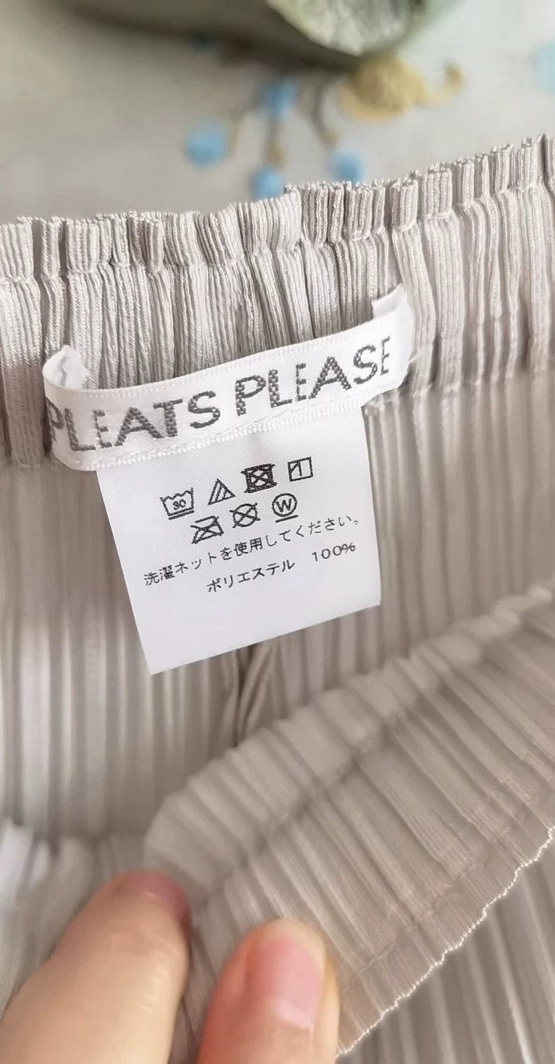 Issey Miyake issey miyake size:2 Beige pleated pants Size 42" / US 20 - 3 Thumbnail