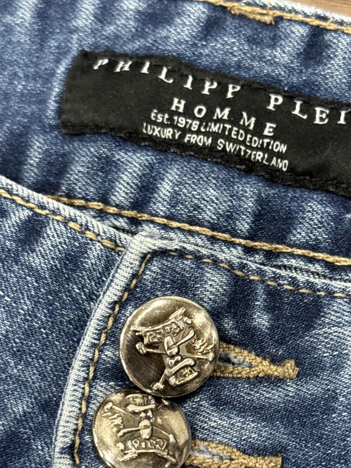Philipp Plein Philipp Plein Distressed Denim Jeans Multi Button Zip Detail Size US 31 - 9 Thumbnail