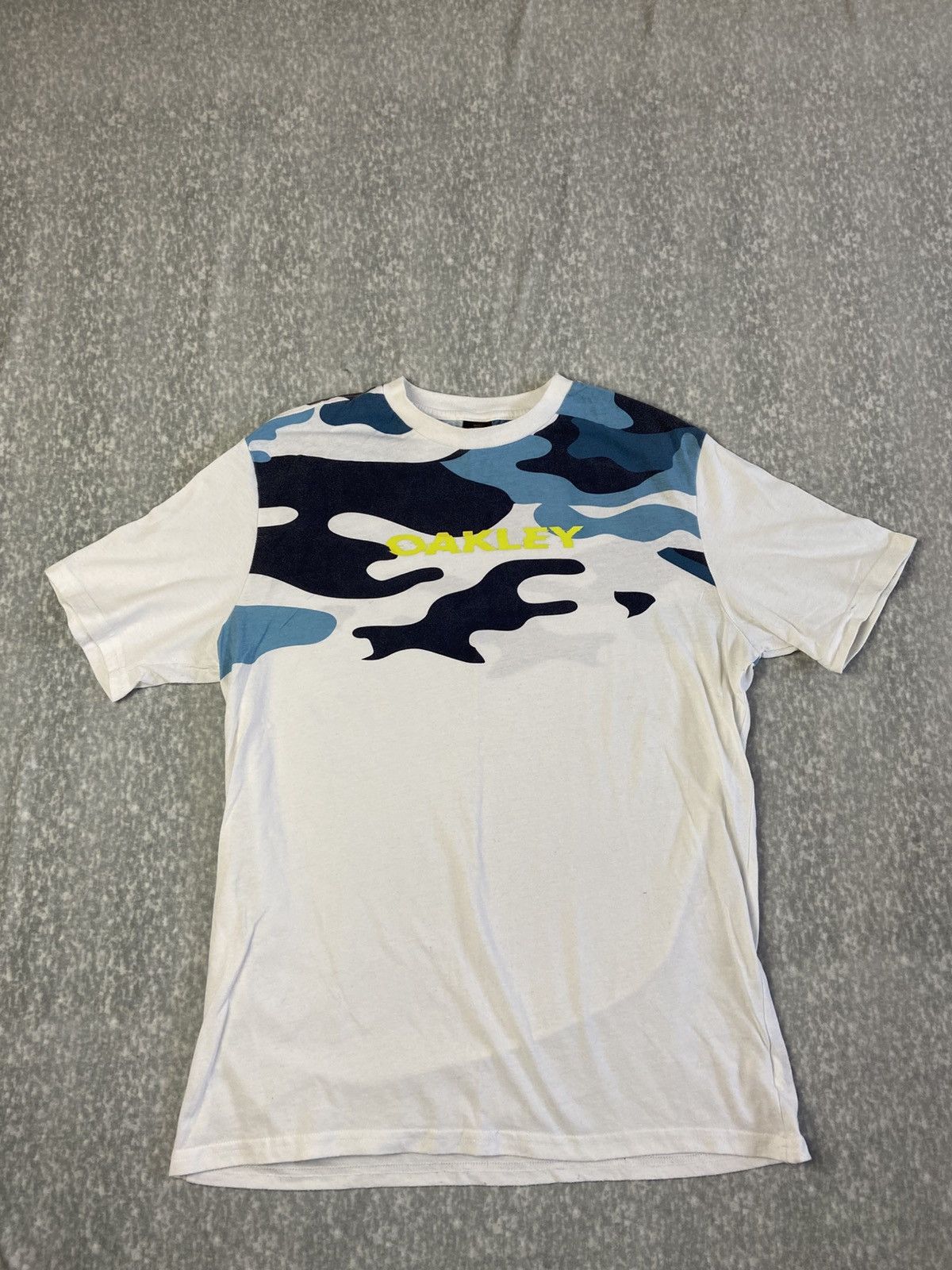 Oakley Oakley Logo Camo Snow T-Shirt Size US L / EU 52-54 / 3 - 1 Thumbnail