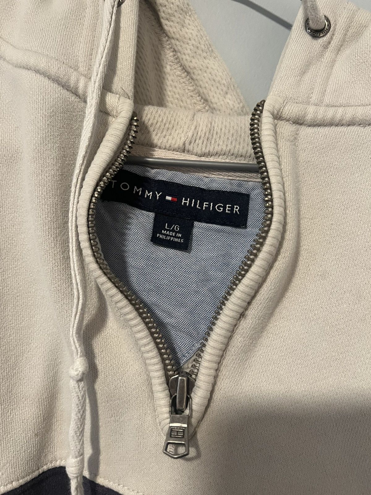 Tommy Hilfiger White Vintage Tommy hilfiger sweater Size US L / EU 52-54 / 3 - 2 Thumbnail