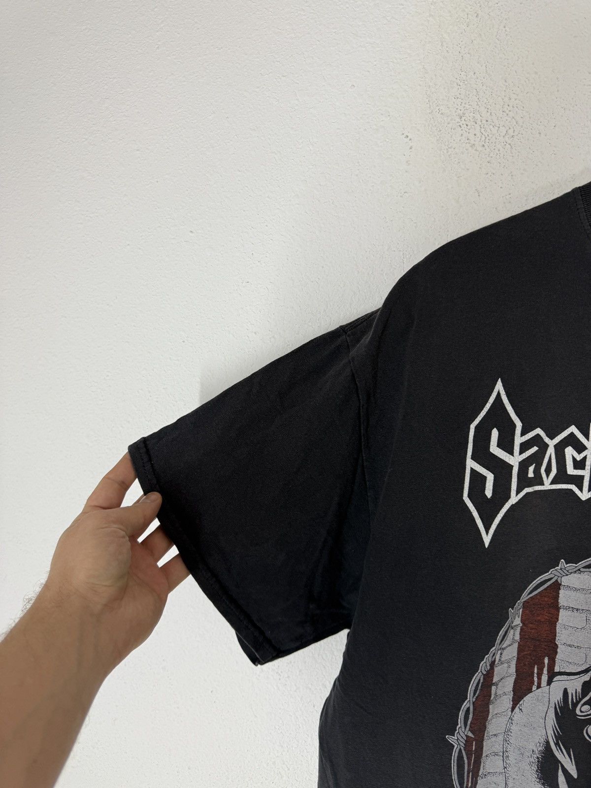 Band Tees Sacred reich 30 years of ignorance T shtirt Tour Size US XXL / EU 58 / 5 - 4 Thumbnail