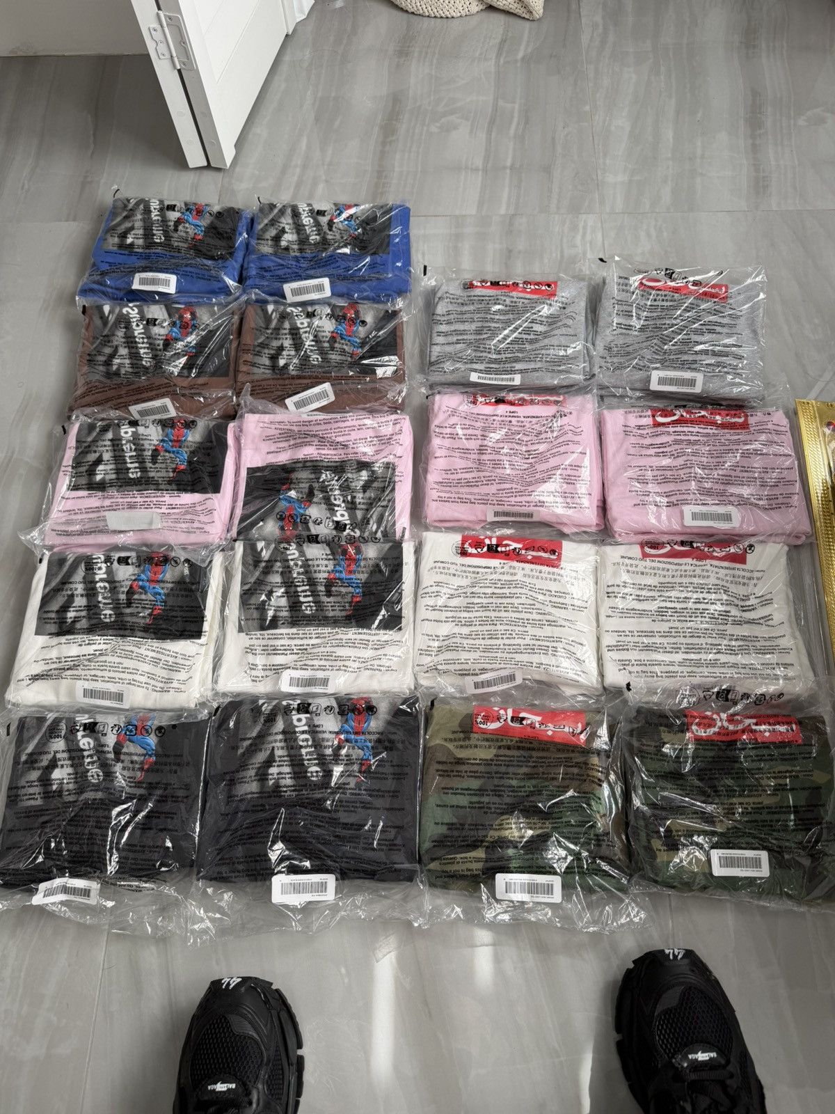 Supreme Supreme arabic box logo Size US M / EU 48-50 / 2 - 2 Thumbnail
