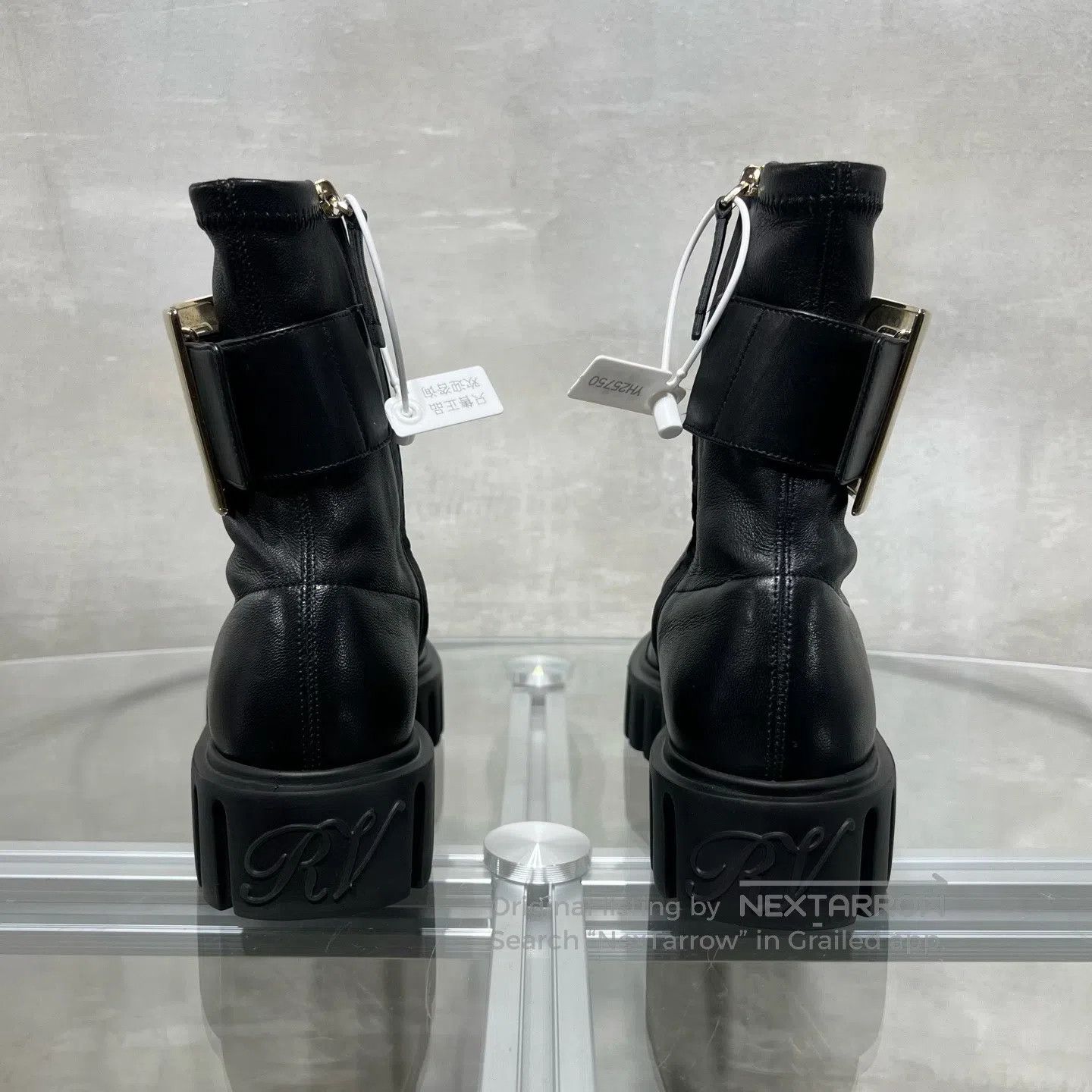 Roger Vivier Roger Vivier Metal buckle, sheepskin short boots Size US 4.5 / IT 34.5 - 6 Thumbnail