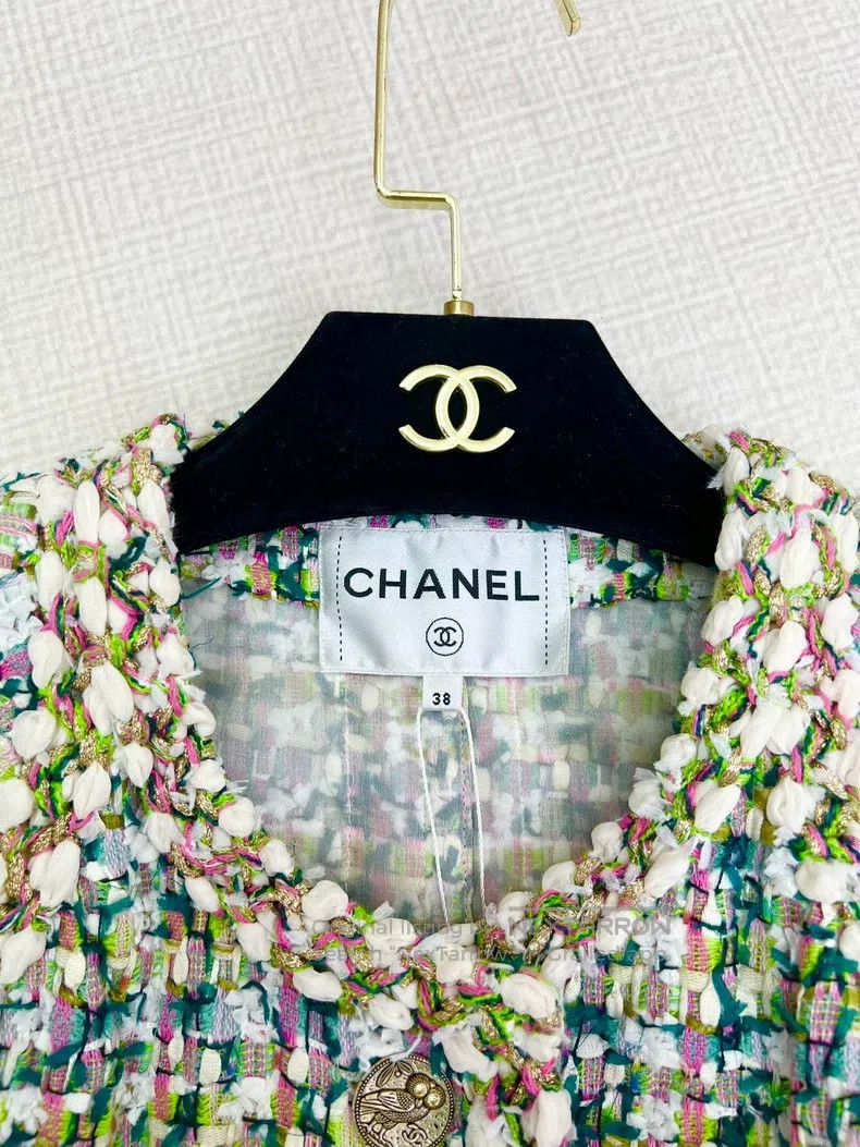 Chanel Chanel Show-style Greek series tweed dress jacket Size XS / US 0-2 / IT 36-38 - 4 Thumbnail