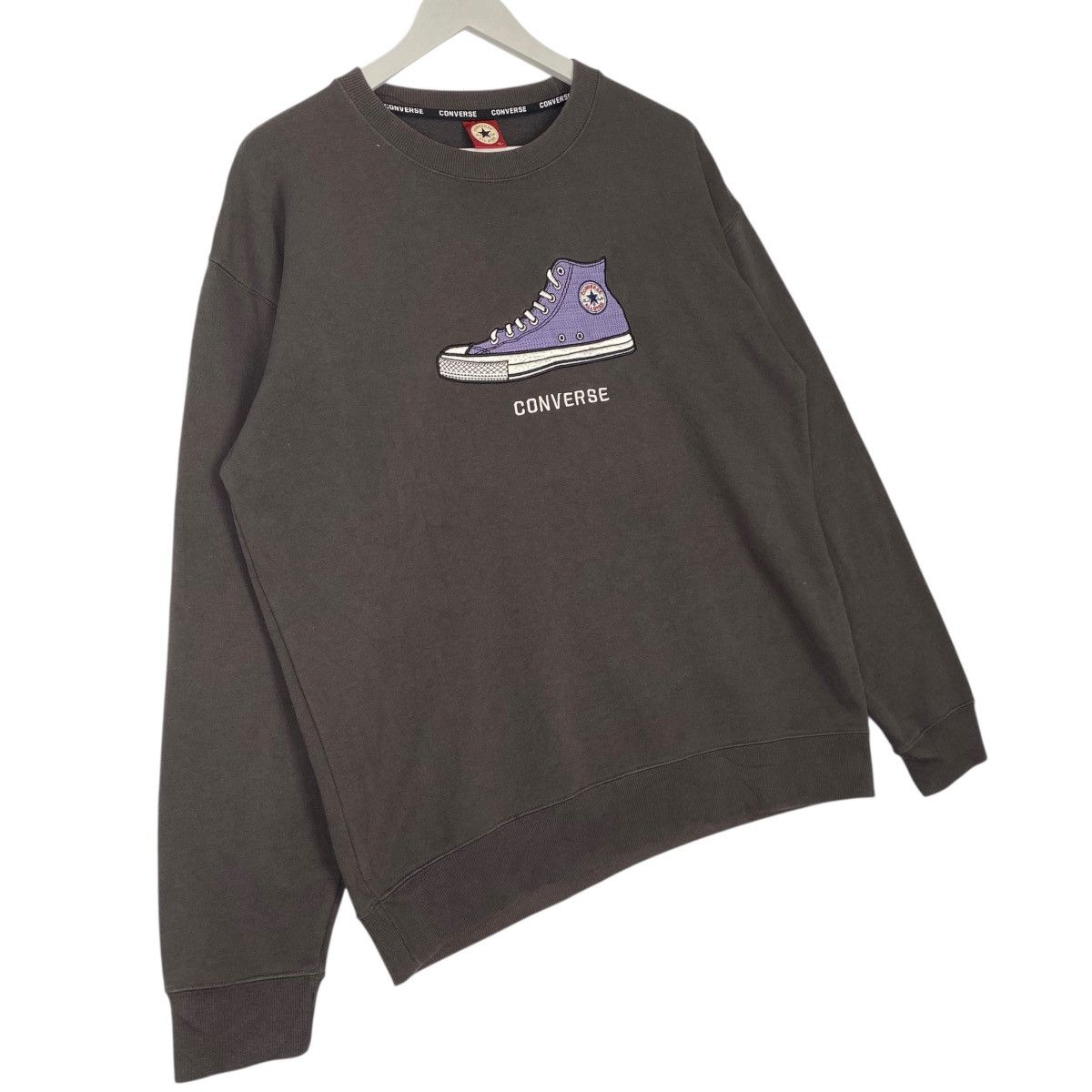 Vintage Vintage Converse Shoes Sweatshirt Crewneck Big Logo Size LL Size US L / EU 52-54 / 3 - 3 Thumbnail