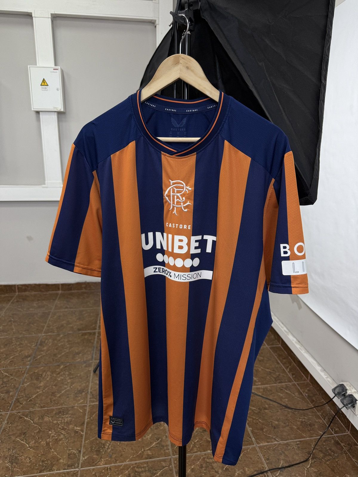 Castore 🏴󠁧󠁢󠁳󠁣󠁴󠁿 2023/24 Castore Glasgow Rangers Football Third Jersey Rare Size US XXL / EU 58 / 5 - 1 Thumbnail
