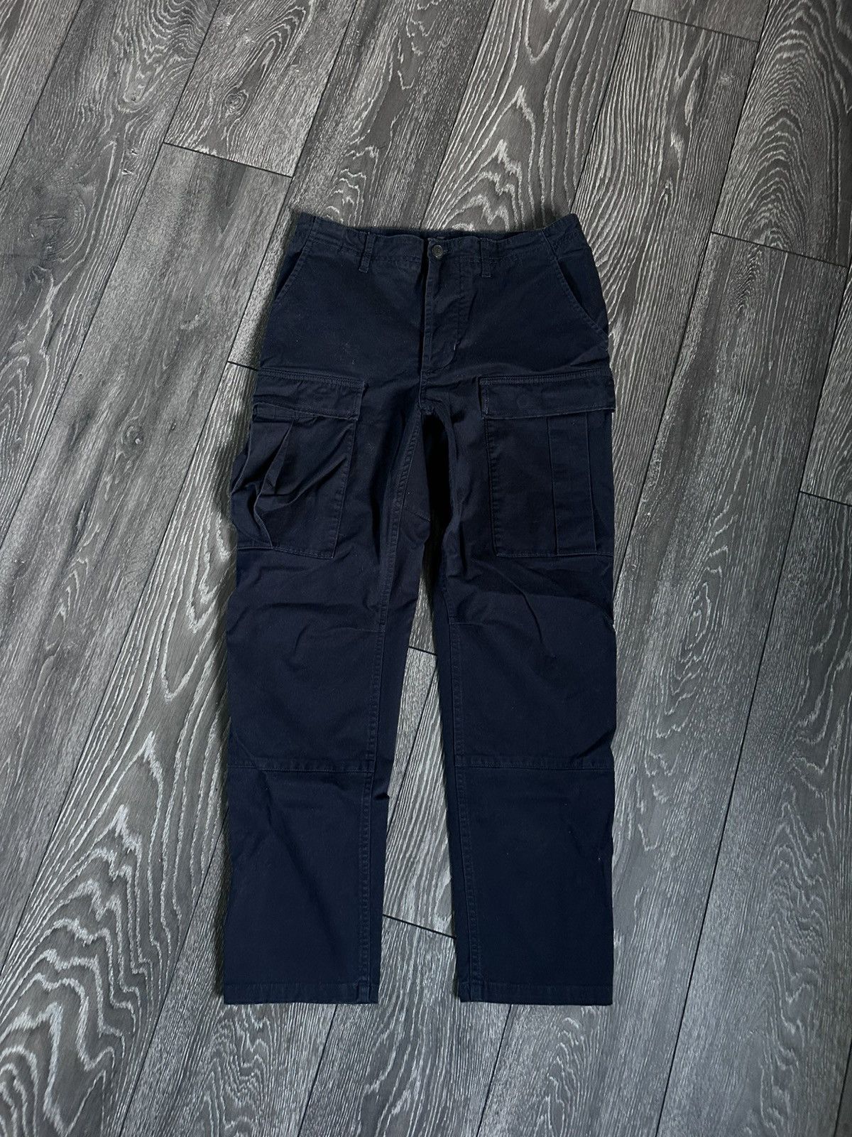 Balenciaga balenciaga dark navy cargo pants straight fit Size US 30 / EU 46 - 1 Thumbnail