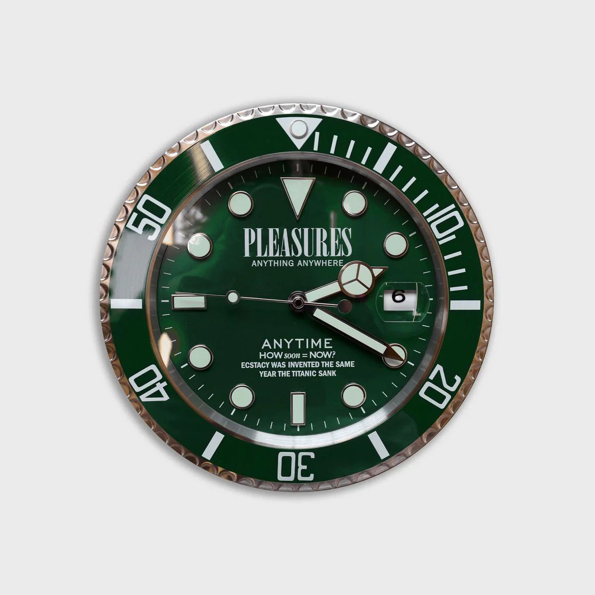 Pleasures Anytime Clock Size ONE SIZE - 1 Thumbnail
