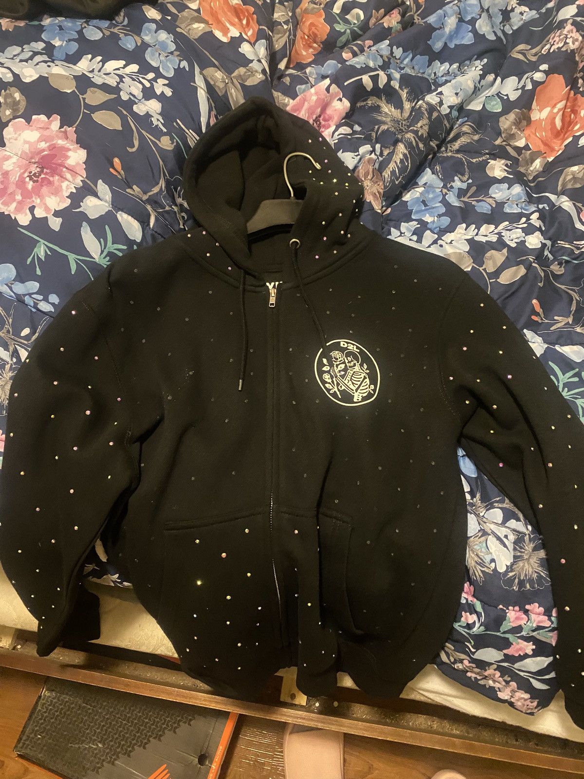 Other Black dying 2 live rhinestone hoodie Size US S / EU 44-46 / 1 - 1 Thumbnail