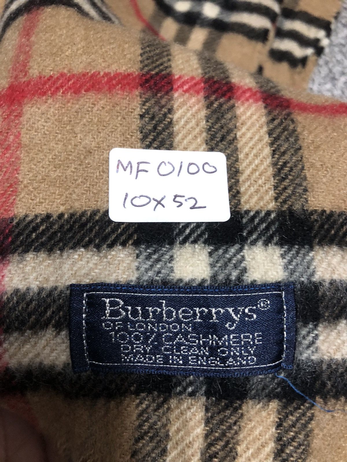 Burberry Vintage Burberry Scarf / Muffler / Neckwear Cashmere Size ONE SIZE - 8 Thumbnail